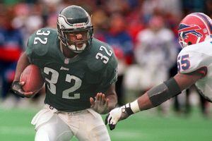 Found out today my grandfather was former Eagles RB Ricky Watters