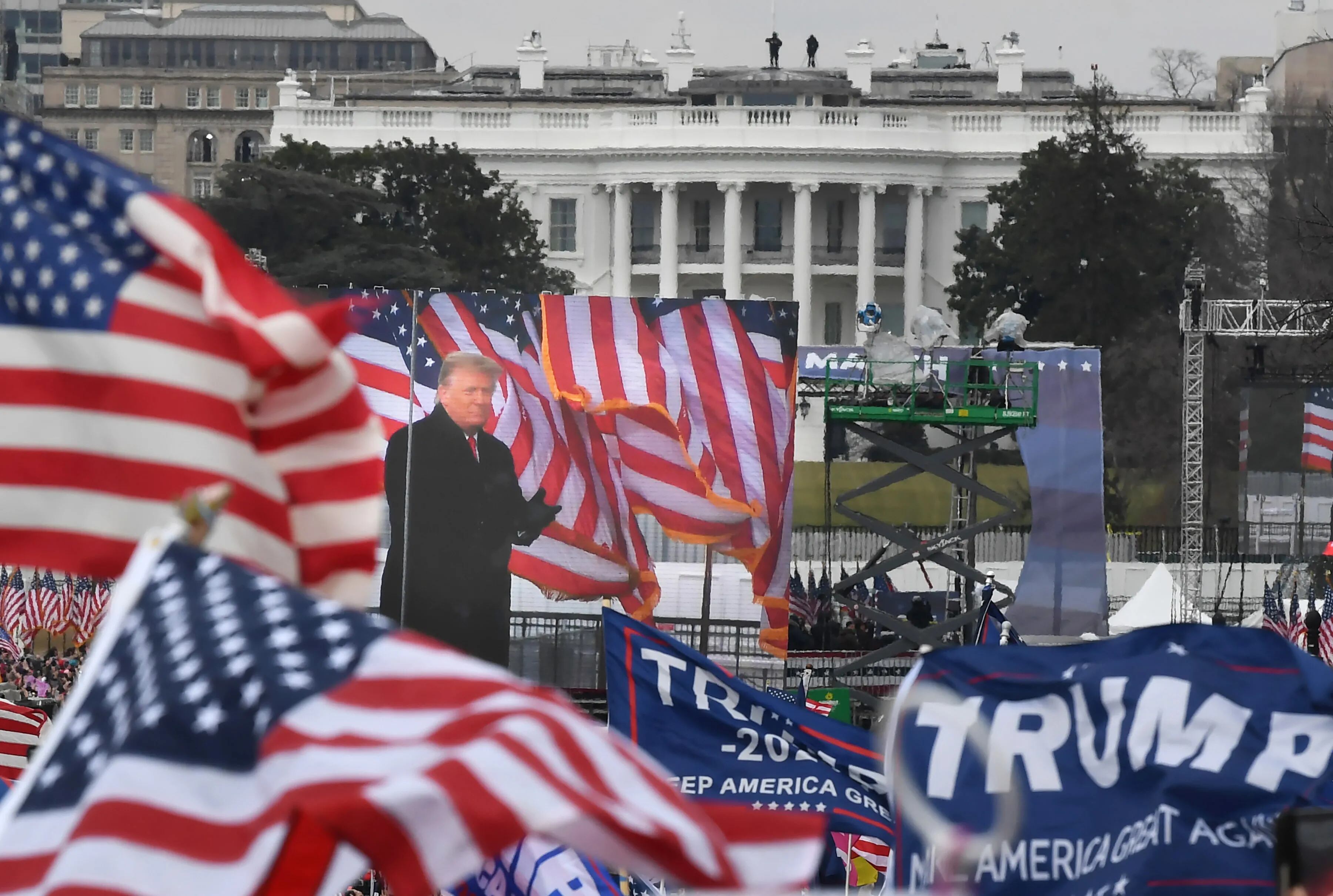 Trump Christmas Gifts: 10 Best Gifts For Trump Supporters