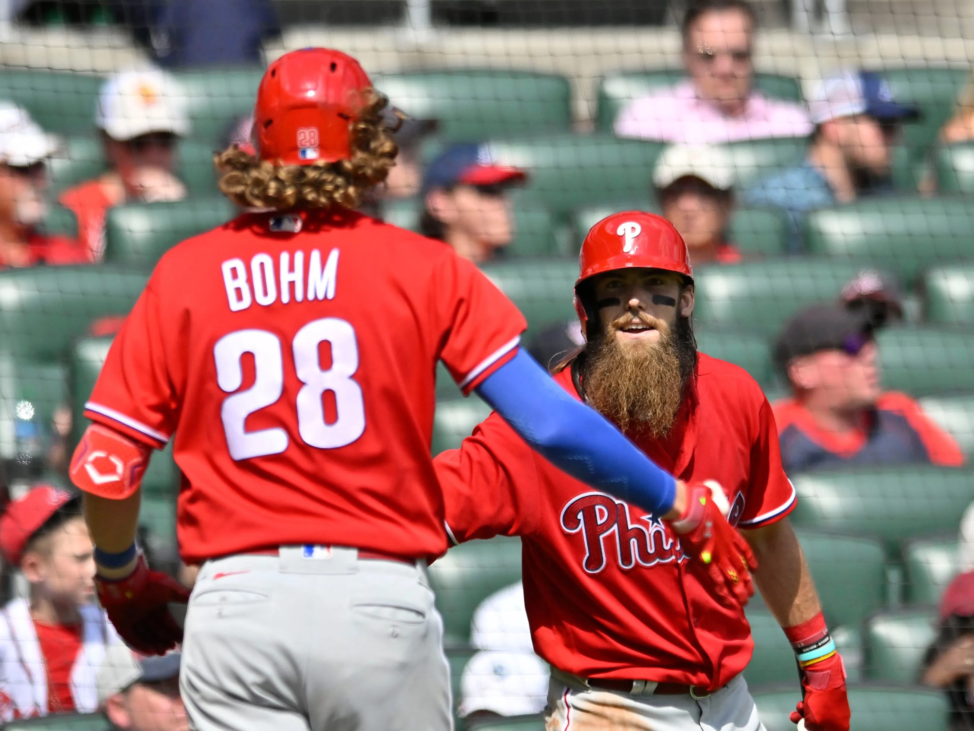 Phillies manage only four hits as Braves complete sweep, 5-2