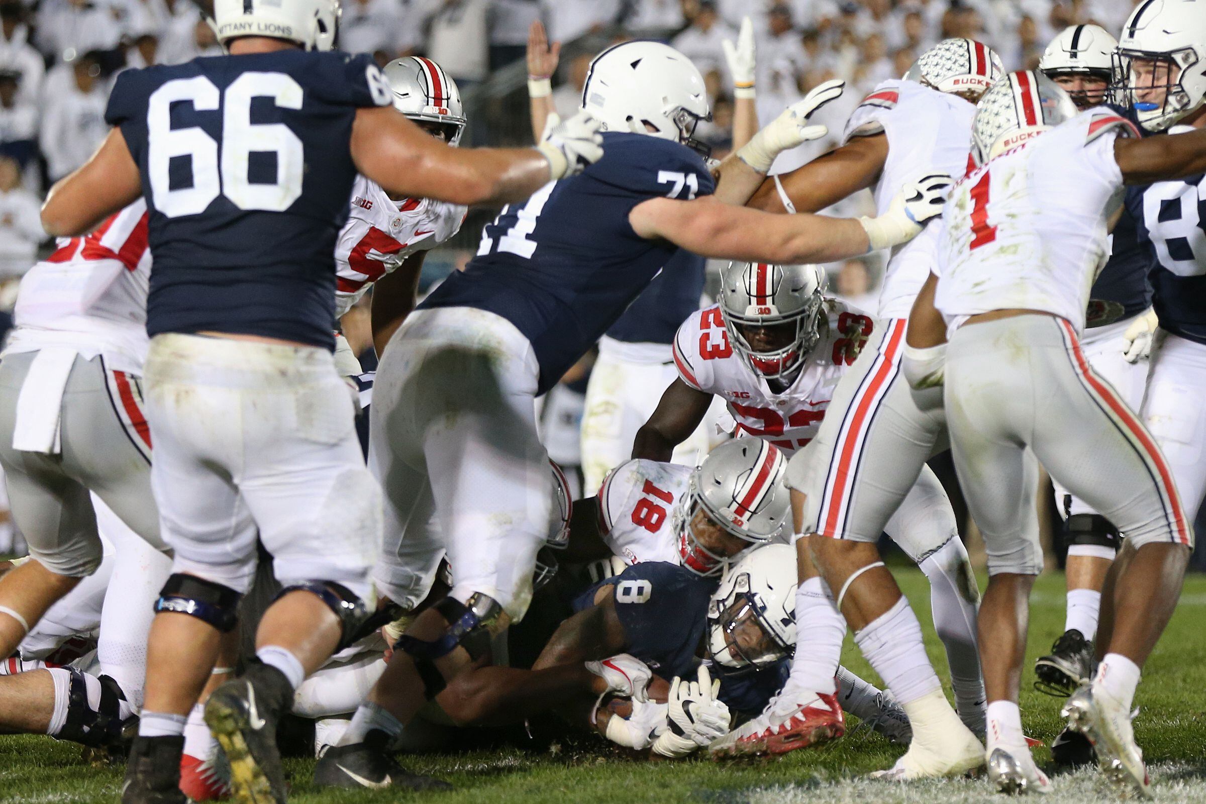 No. 1 Ohio State 38, Penn State 10: J.T. Barrett leads Buckeyes to big win  over Nittany Lions