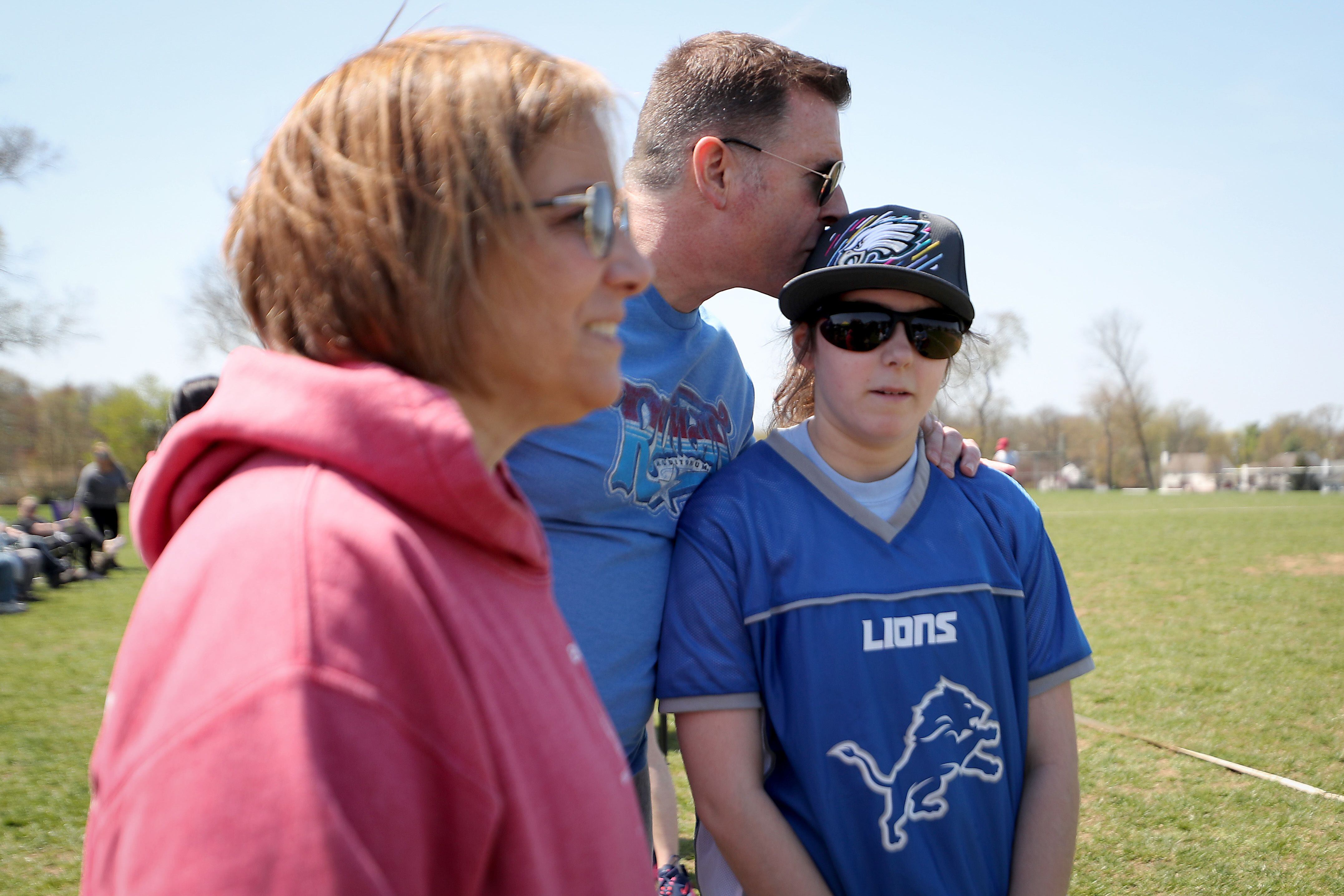 Retinitis pigmentosa isn't stopping Nia Barley from playing flag football