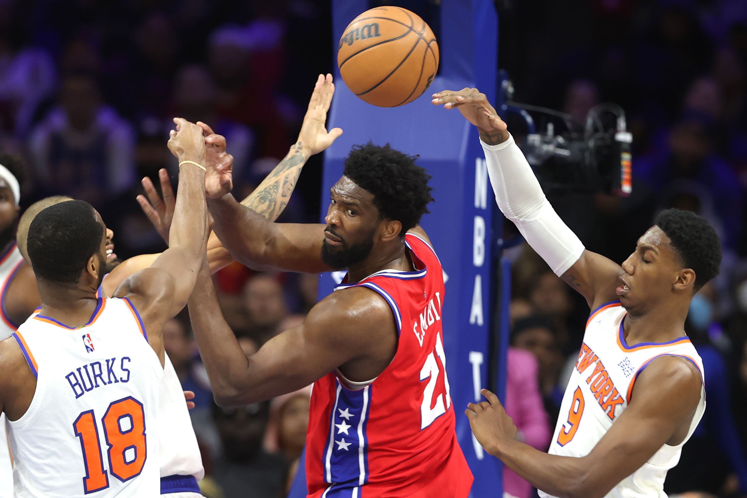 Sixers emerge as front-runners to sign DeAndre Jordan as much-needed backup  center