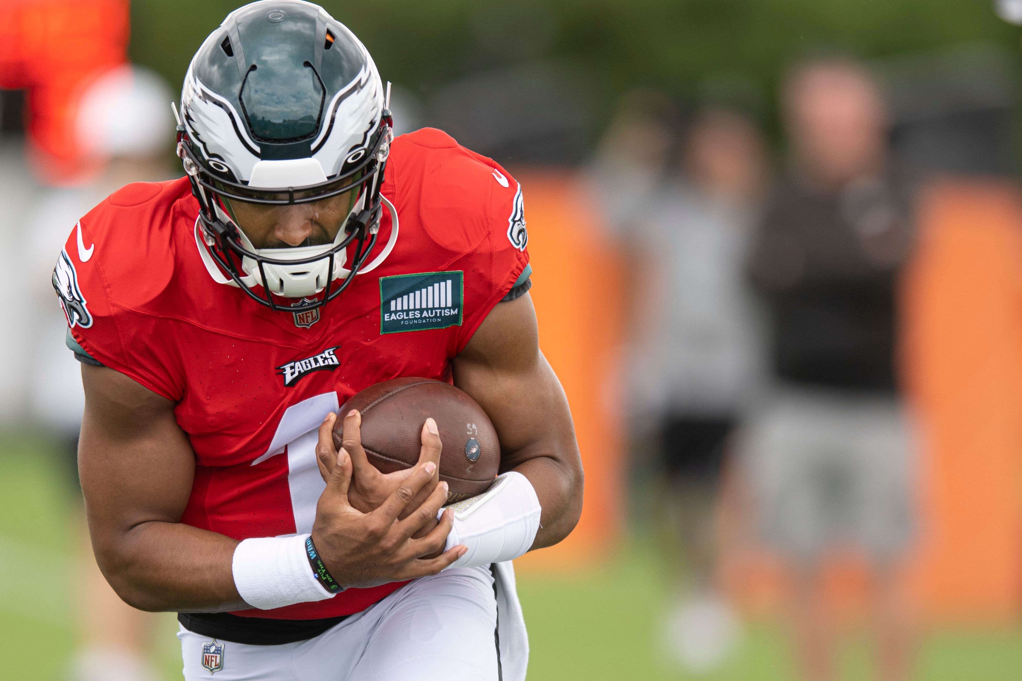 Eagles training camp: Why A.J. Brown says “nobody cares” that