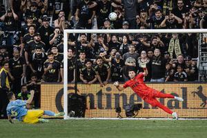 After MLS Cup, LAFC's John McCarthy aims to build on his career - Los  Angeles Times