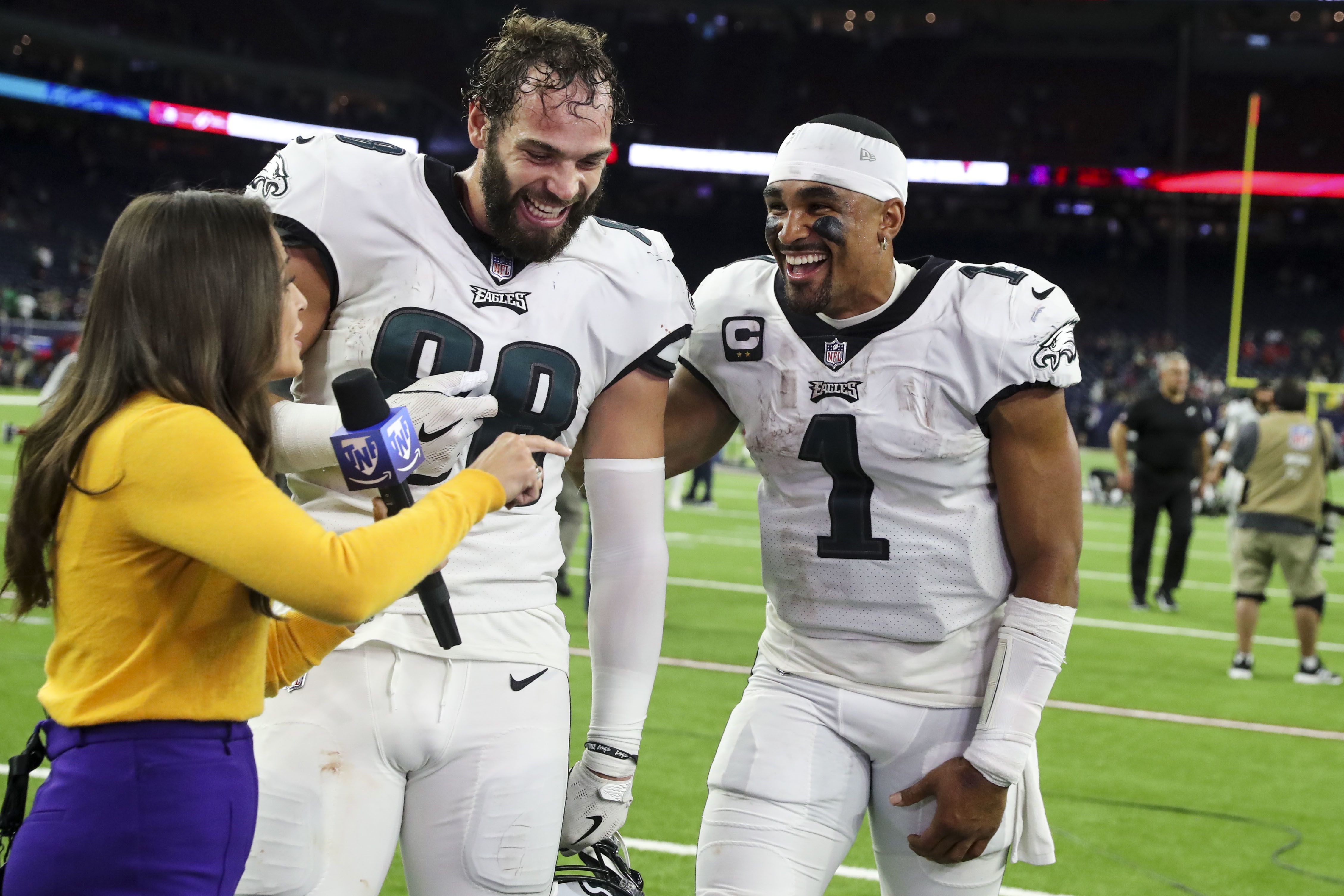 Eagles news: Jason Kelce's live reaction to Philly landing AJ Brown