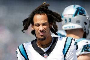 Carolina Panthers Robbie Anderson Kicked Out of Game by His Own Team