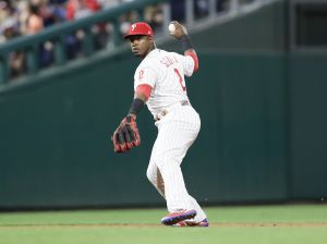 AP source: Phillies, SS Didi Gregorius agree on 2-year deal