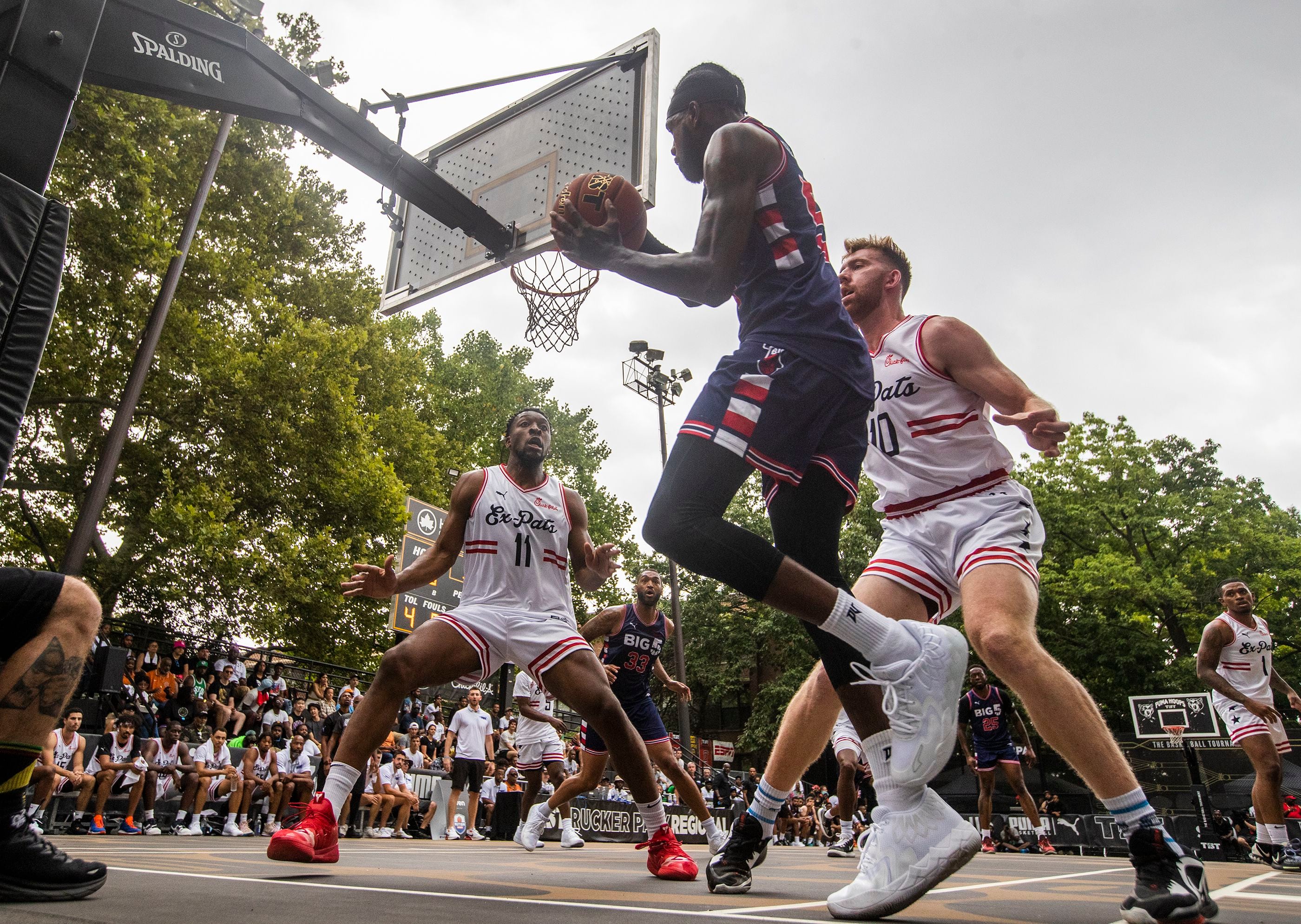 Ramon Galloway paces Big 5 alumni team in The Basketball