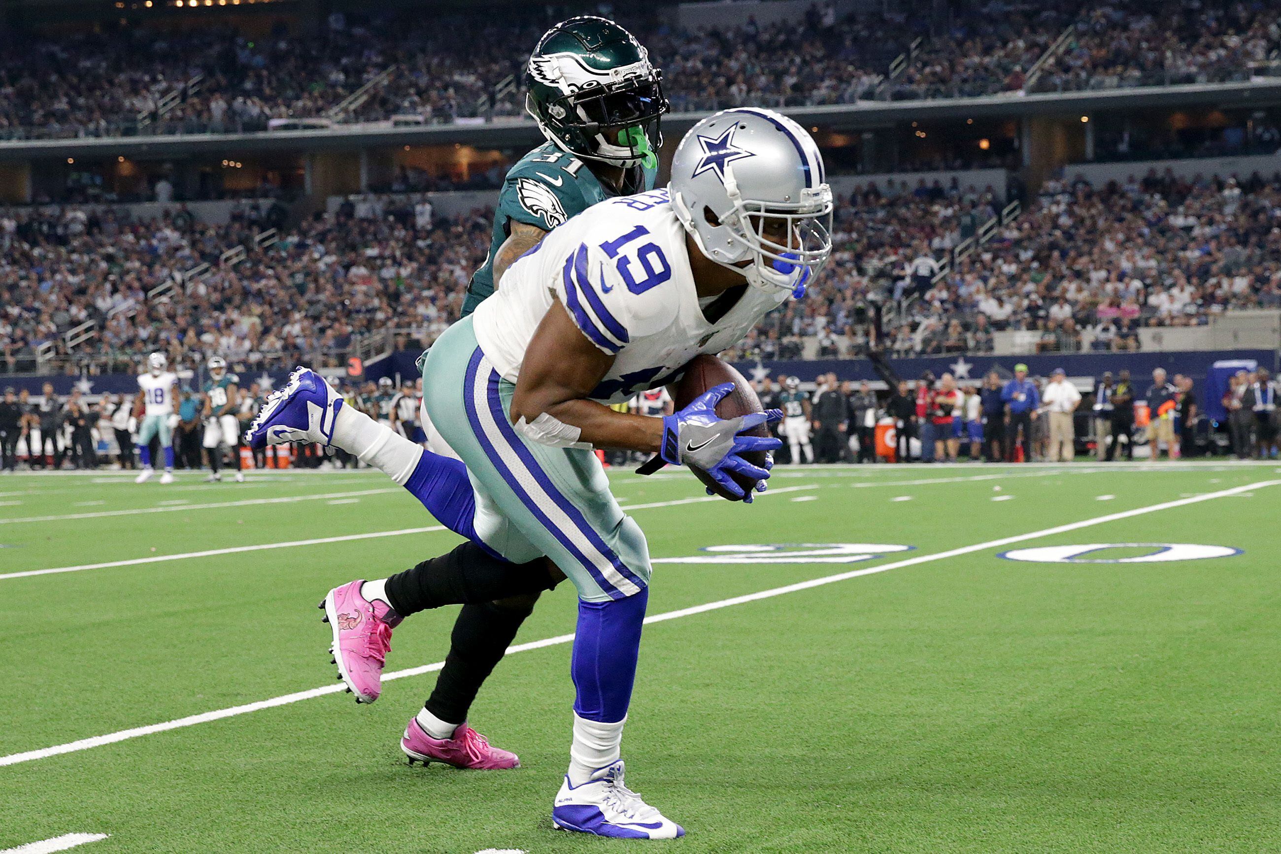 Cowboys top Eagles, take sole possession of first place in NFC