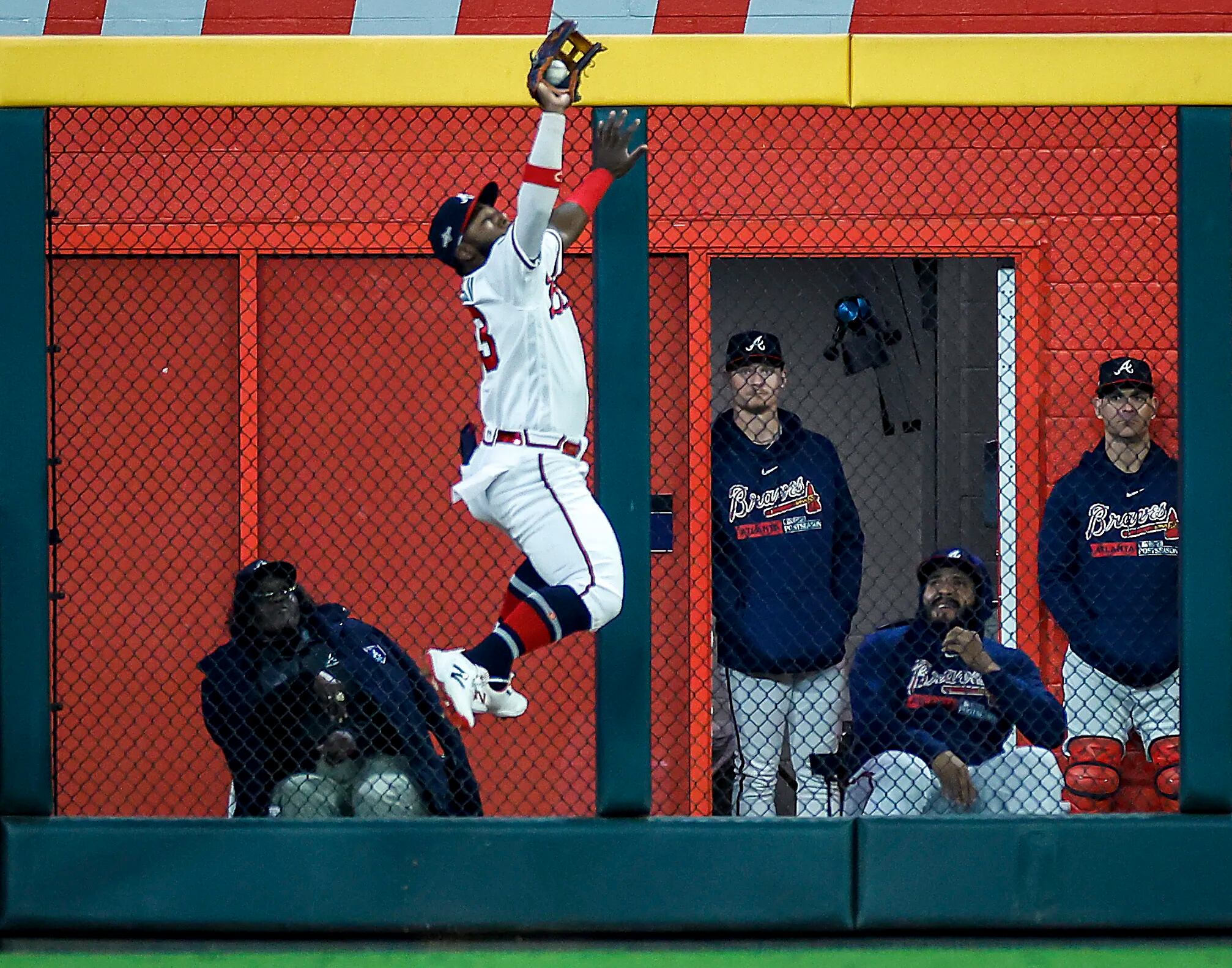 Phillies see the momentum quickly shift in Game 2 with the force of two  Braves home runs