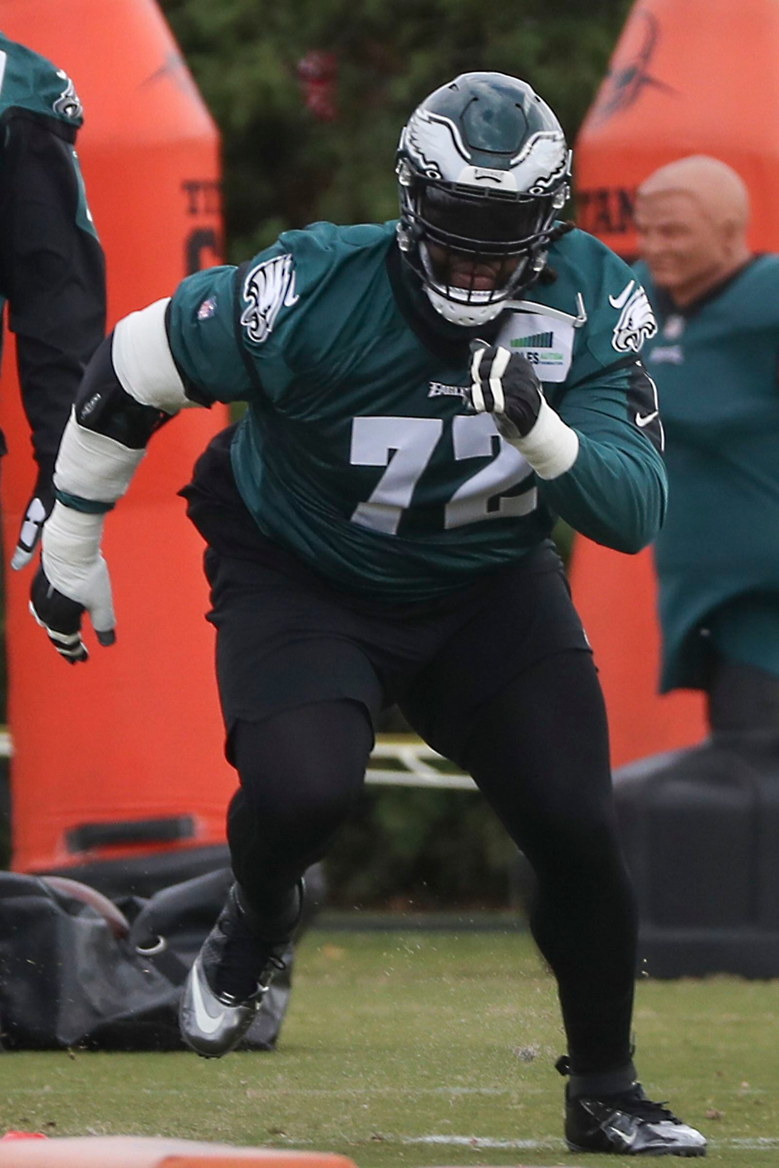 Linval Joseph was a brick wall on the Eagles' interior defensive line, with  video and stuff