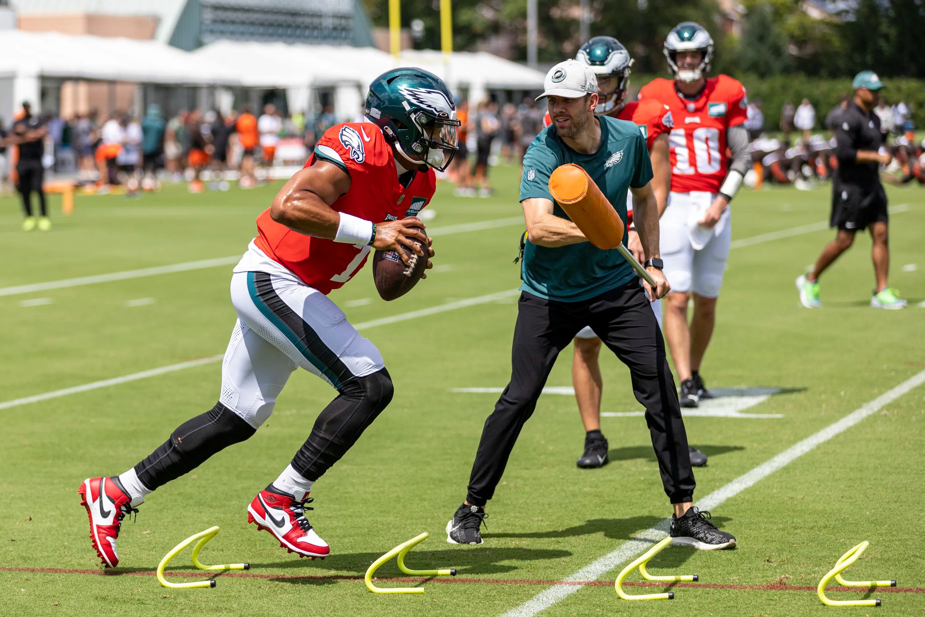 Philadelphia Eagles QB Jalen Hurts becomes new face of Hulu Has Live Sports  campaign