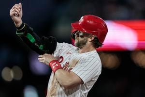 John Kruk was miserable in the stands during Phillies' blowout win