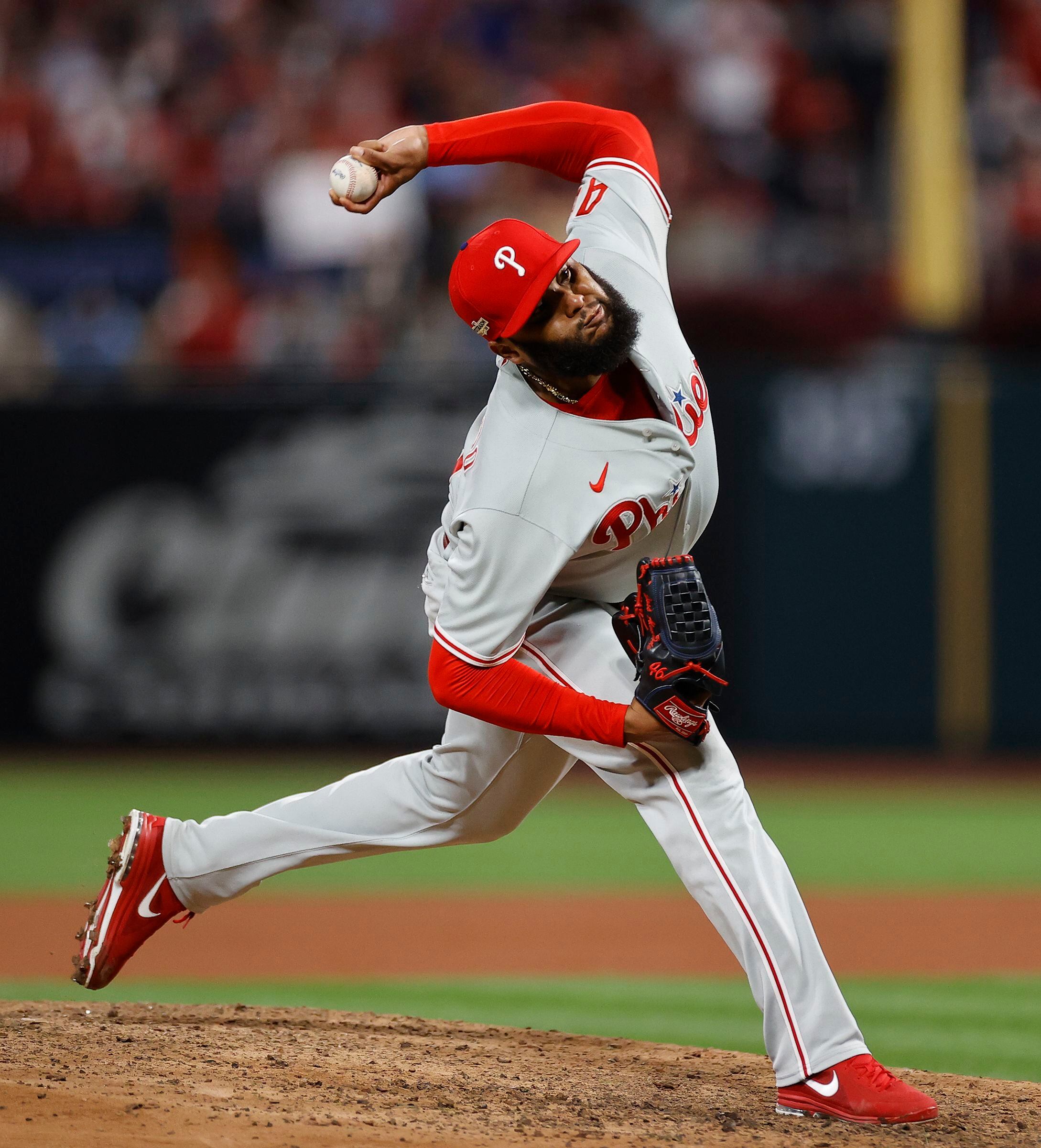 Seranthony Domínguez blows save, Phillies blunder on the bases in  sweep-spoiling 6-4 loss to Reds