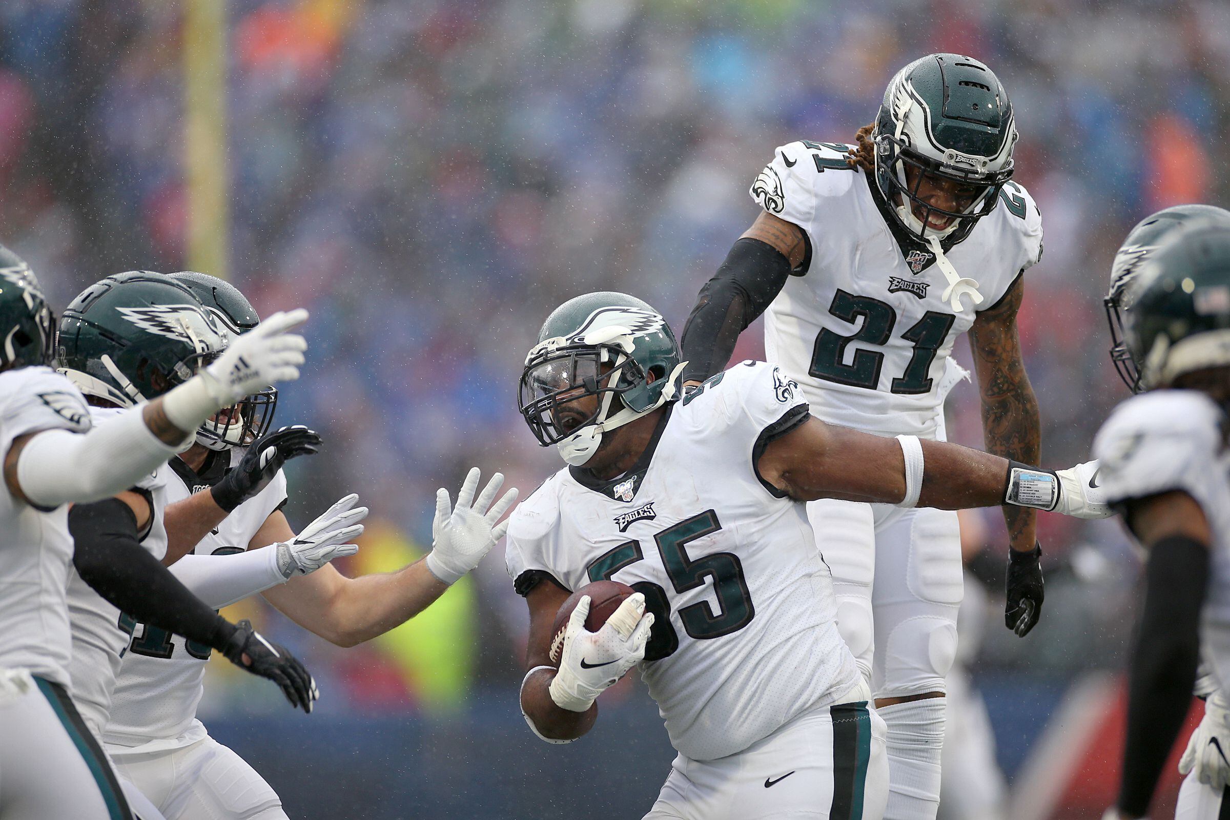 The Game Story: Eagles trample the Bills, 31-13 