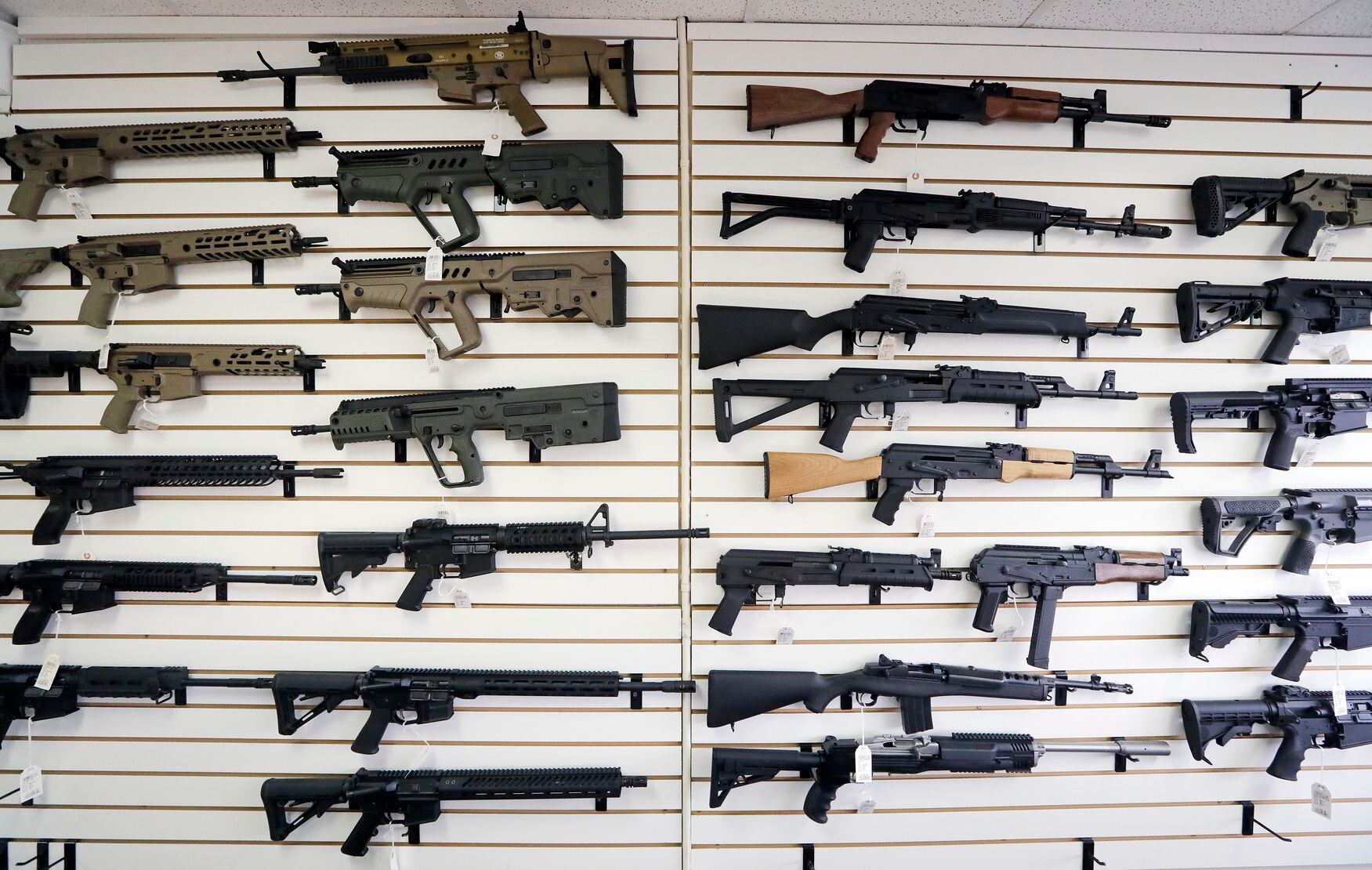 what types of guns are used in mass shootings