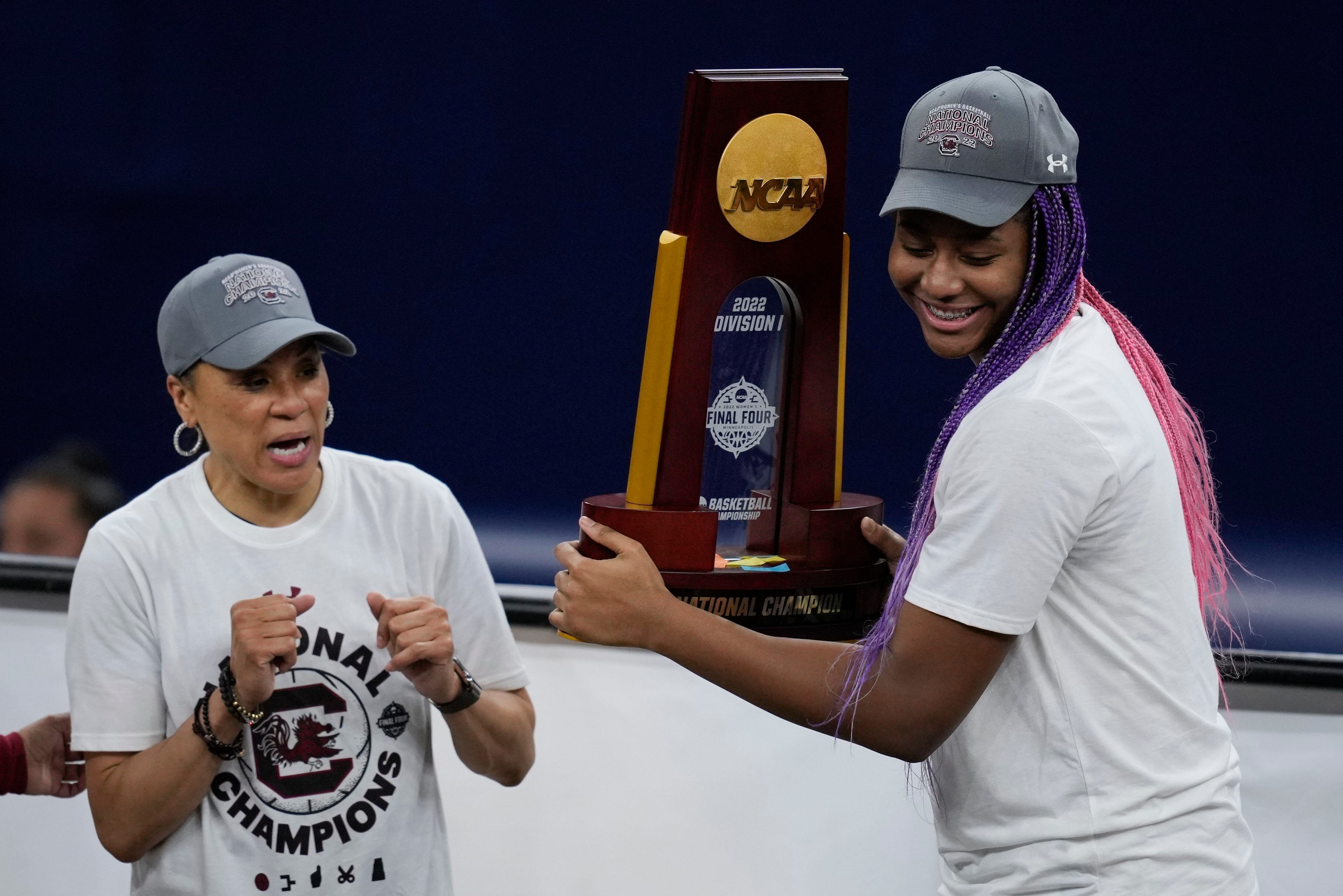Gamecocks' Dawn Staley lobbies for national title, eager to pursue