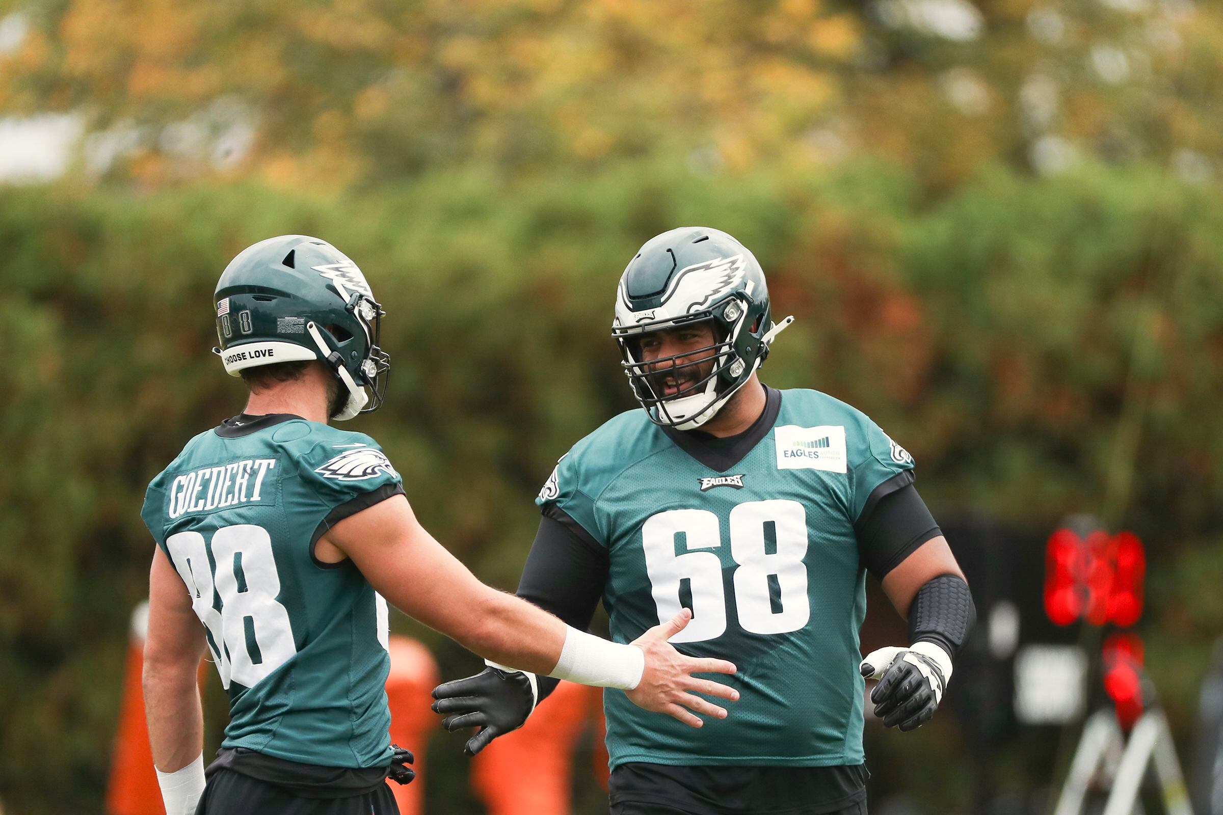 Jake Elliott, Eagles' best athlete? Teammates weigh in on his most