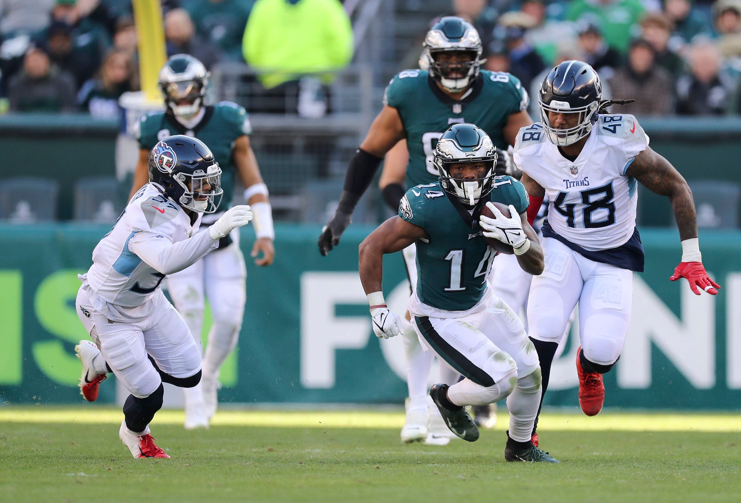 A.J. Brown gets his revenge as the Eagles dominate the Titans