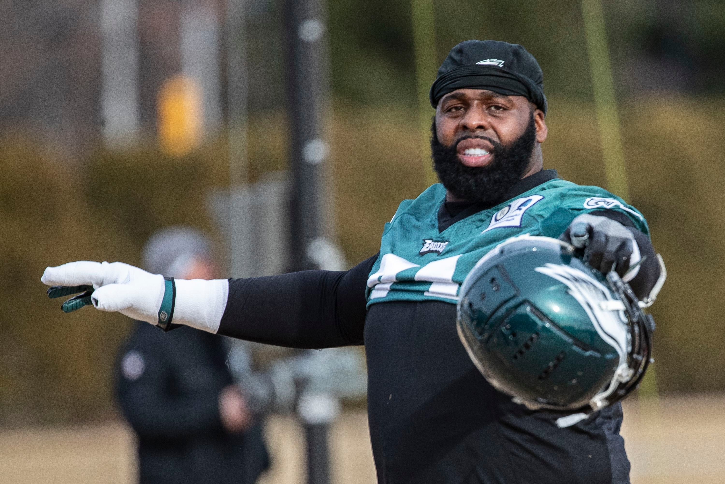 Jason Peters Plans to Play in the NFL this Season - Crossing Broad