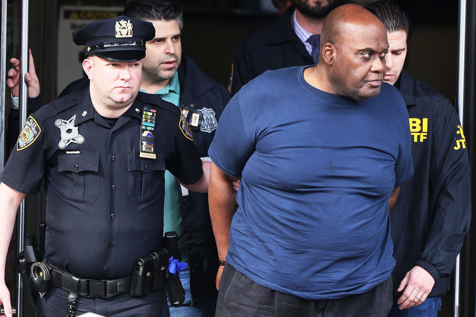 Painter Helps Police Arrest Brooklyn Subway Shooter