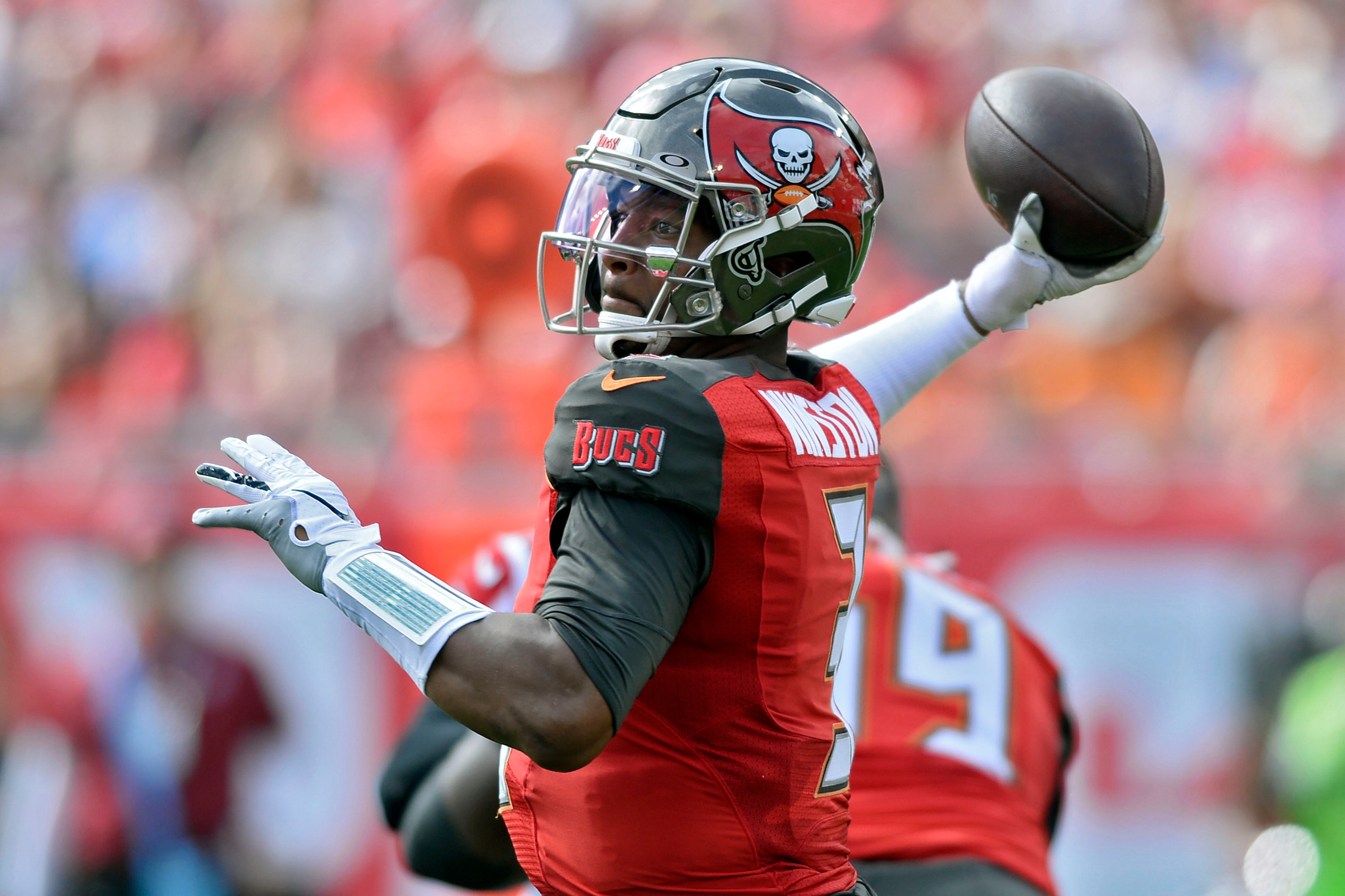 Tampa Bay Buccaneers bench quarterback Jameis Winston 'for right now' 