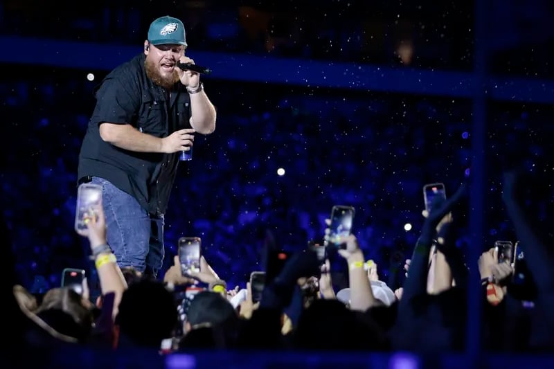 Luke Combs in Philadelphia Setlist and review