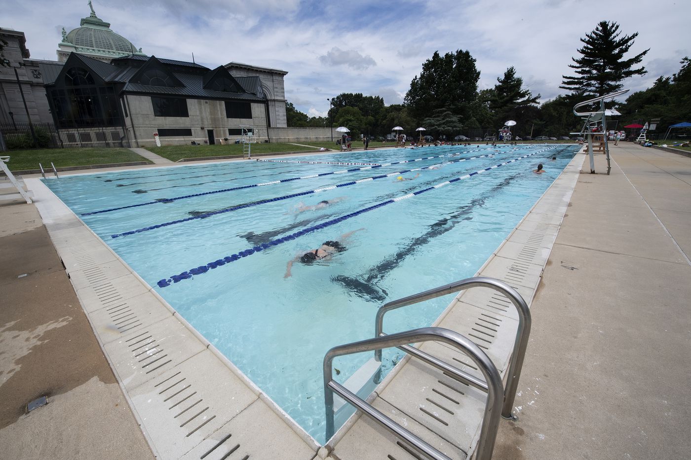 Ways to work out in stifling summer heat, no gym