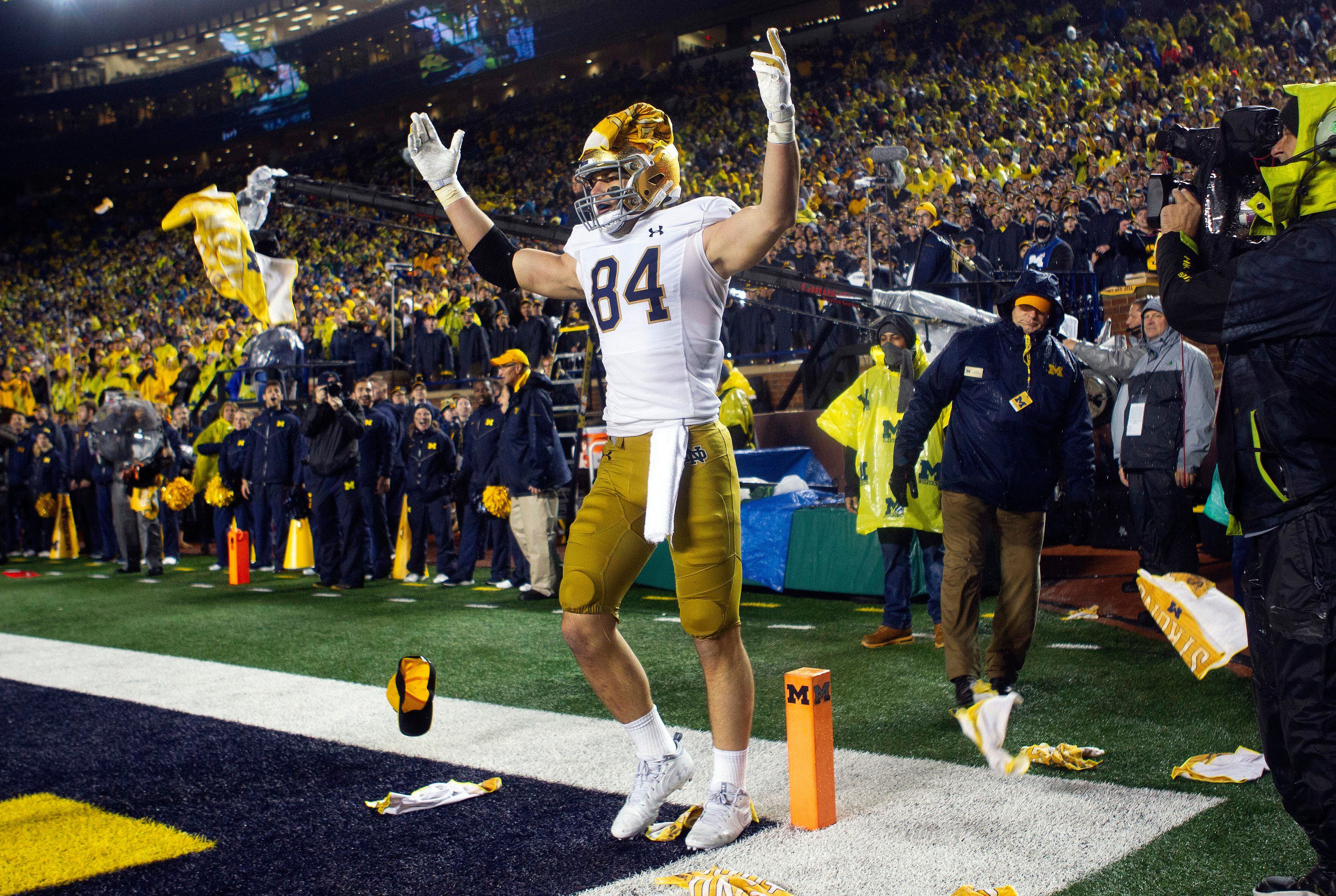 Frame-by-Frame: T.J. Hockenson's Touchdown & Celebration vs. Giants