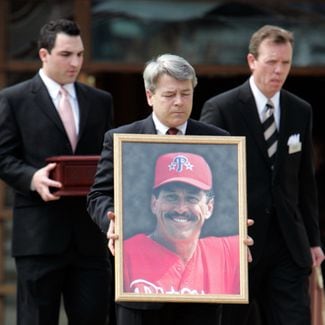 Sixth brain cancer death among ex-Phillies players sparks call for probe