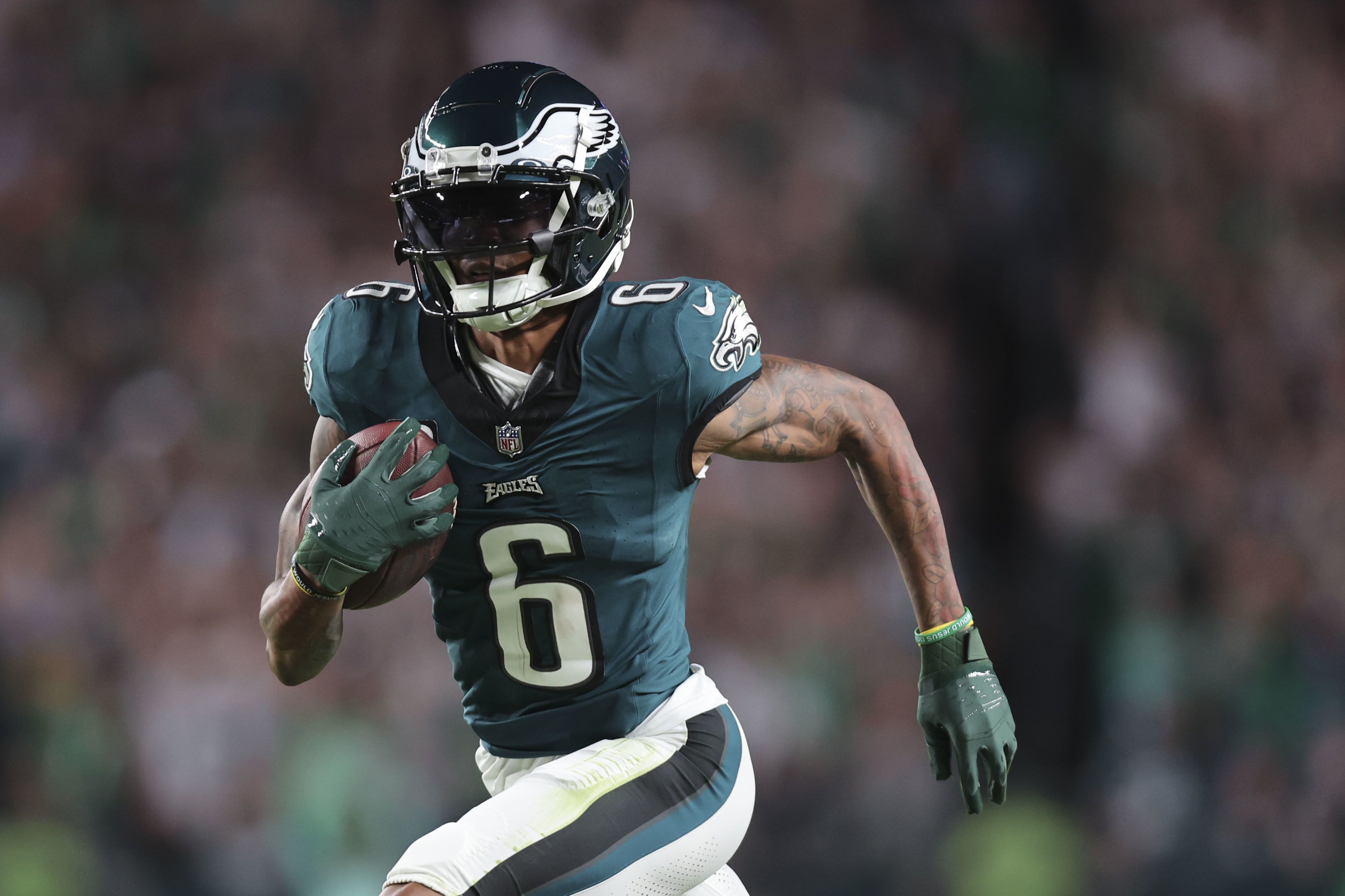 Philadelphia Eagles free safety Avonte Maddox snags interception off Las  Vegas Raiders hands