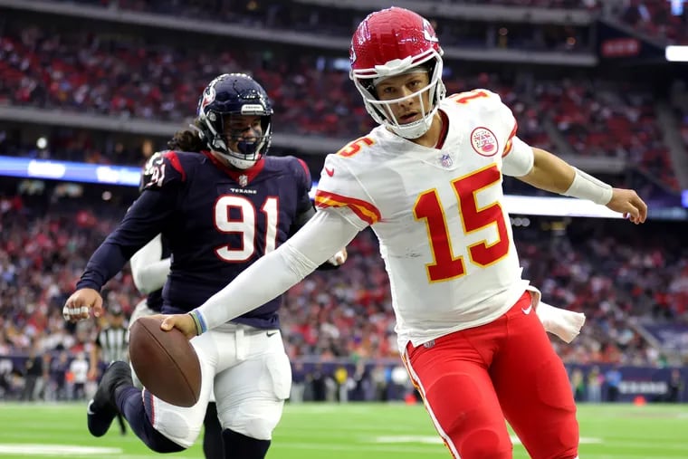 Super Bowl 2023 odds, line: Eagles vs. Chiefs picks, predictions from SN  experts