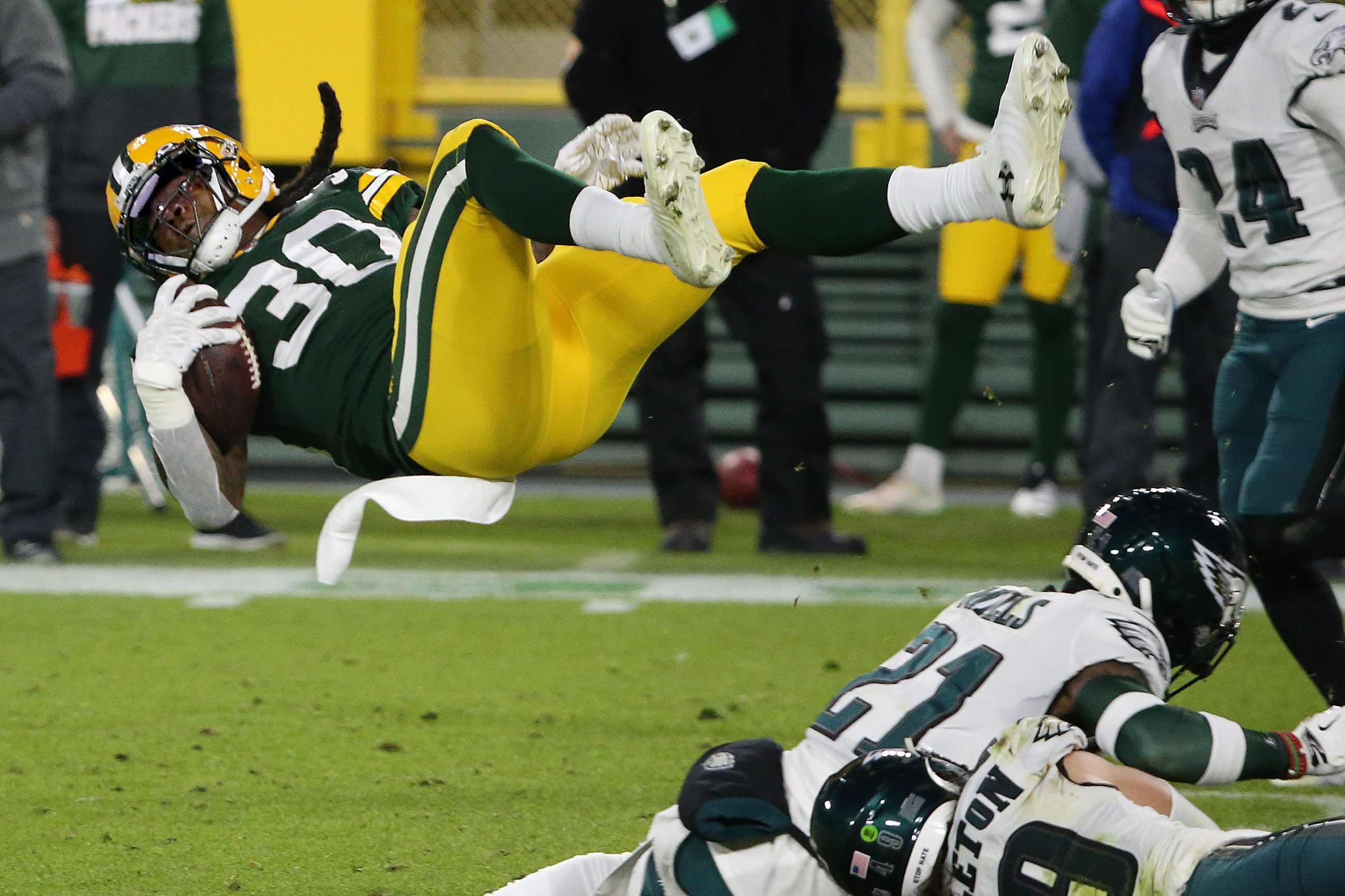 Green Bay Packers running back Aaron Jones (33) during an NFL football game  against the Philadelphia Eagles, Sunday, Nov. 27, 2022, in Philadelphia.  (AP Photo/Rich Schultz Stock Photo - Alamy