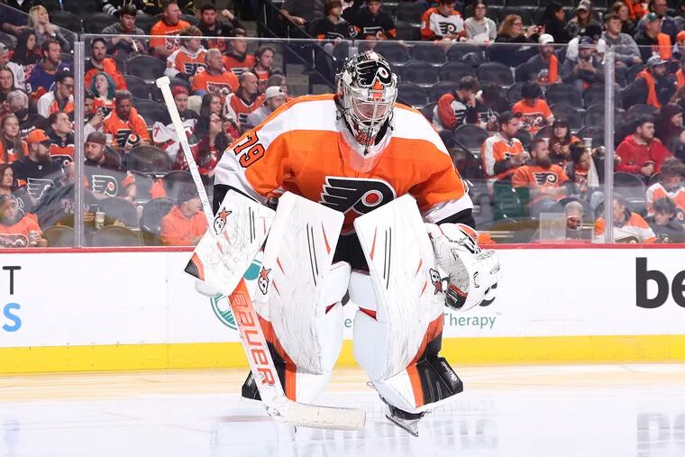 Philadelphia Flyers goaltender Carter Hart heads into Thursday's game against the Florida Panthers with a 4-0 record. Hart has stopped 130 of the 137 shots he's faced. (Photo by Tim Nwachukwu/Getty Images)