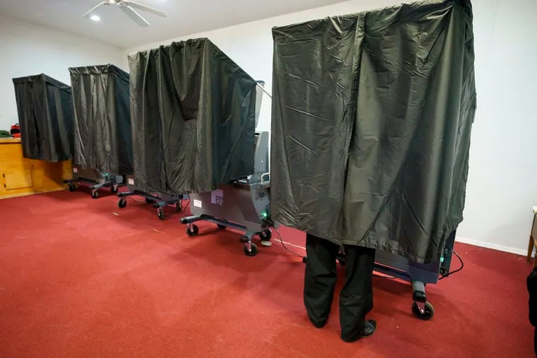 A voter casting his ballot in Philadelphia in 2020.