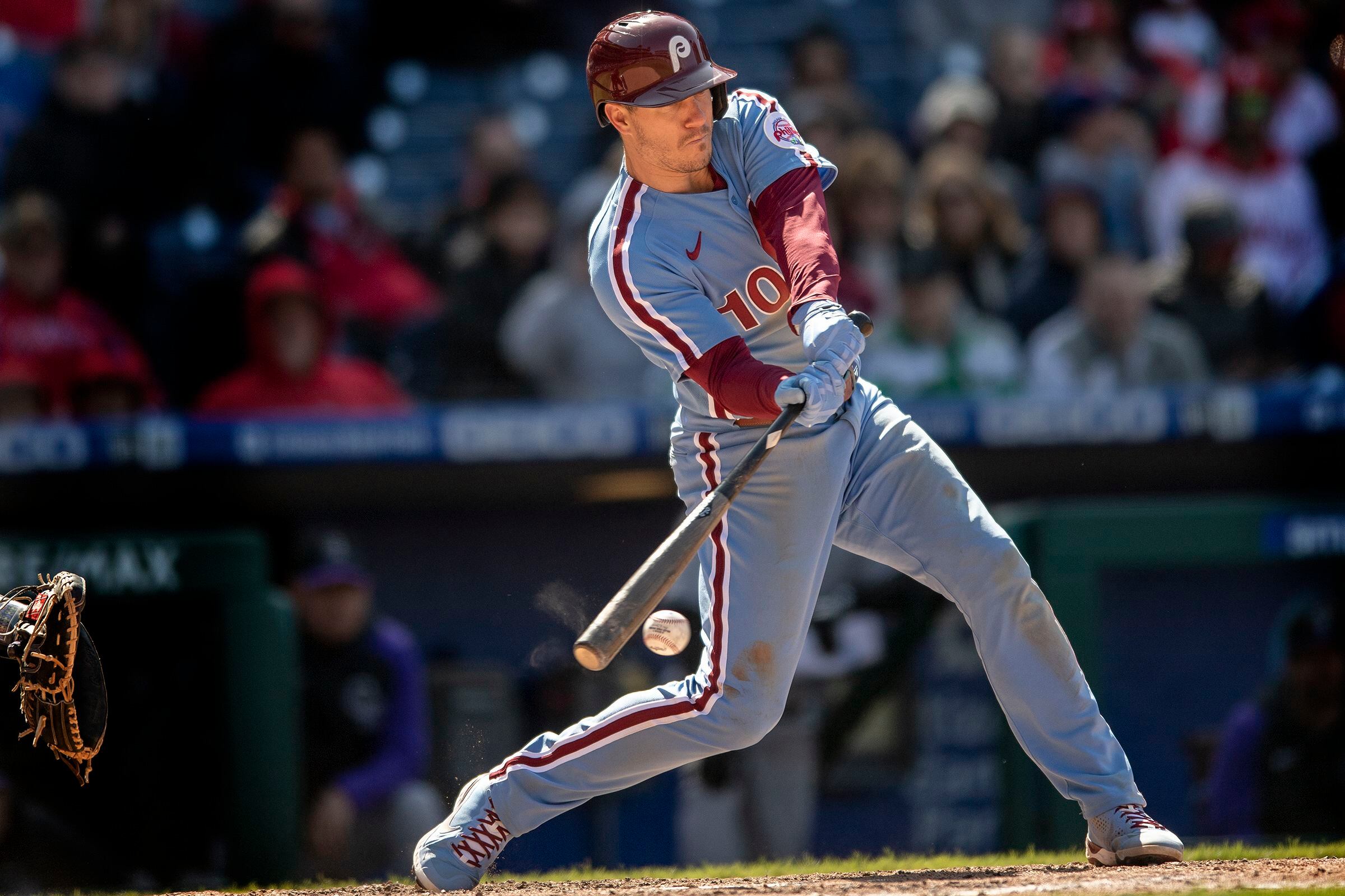 Zack Wheeler dominates Rockies as Phillies sweep