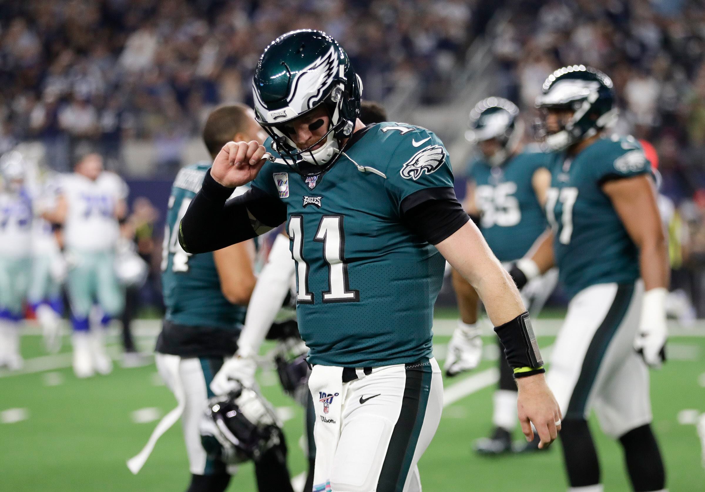 Eagles fans burn Carson Wentz jersey after blowout loss to Cowboys on  Sunday Night Football 