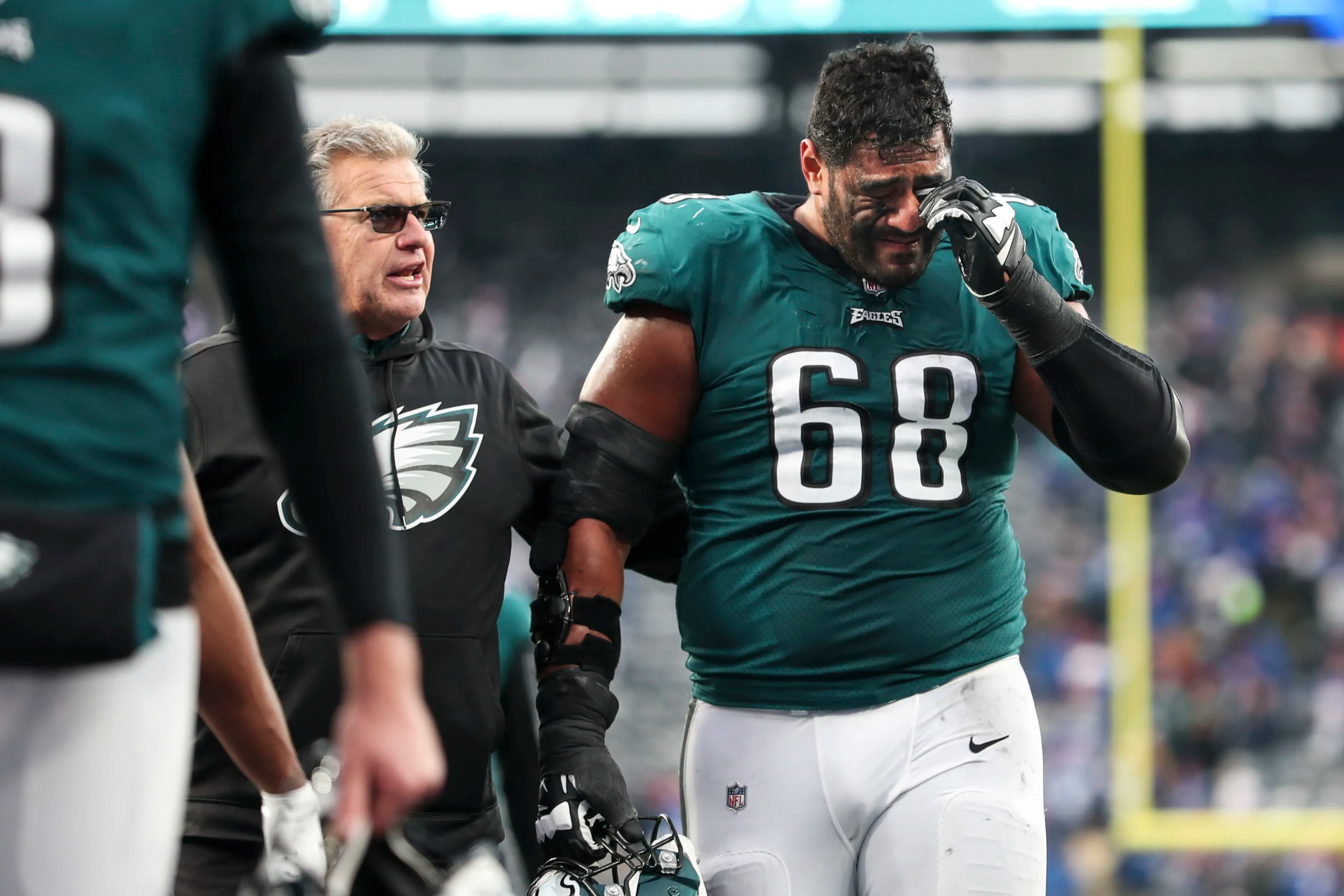 Photos from Philadelphia Eagles 13-7 loss to New York Giants — NFL, Week 12