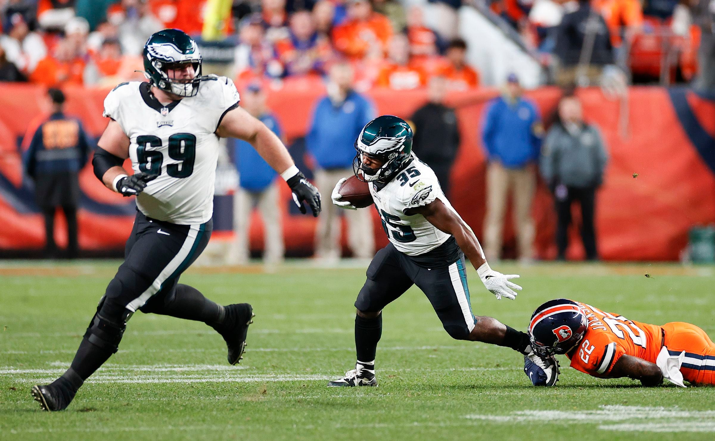 Grading the trade: How Eagles fared in deal with Broncos to acquire