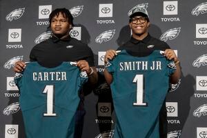 Eagles draft picks Jalen Carter and Nolan Smith are tied together upon  arrival in Philly