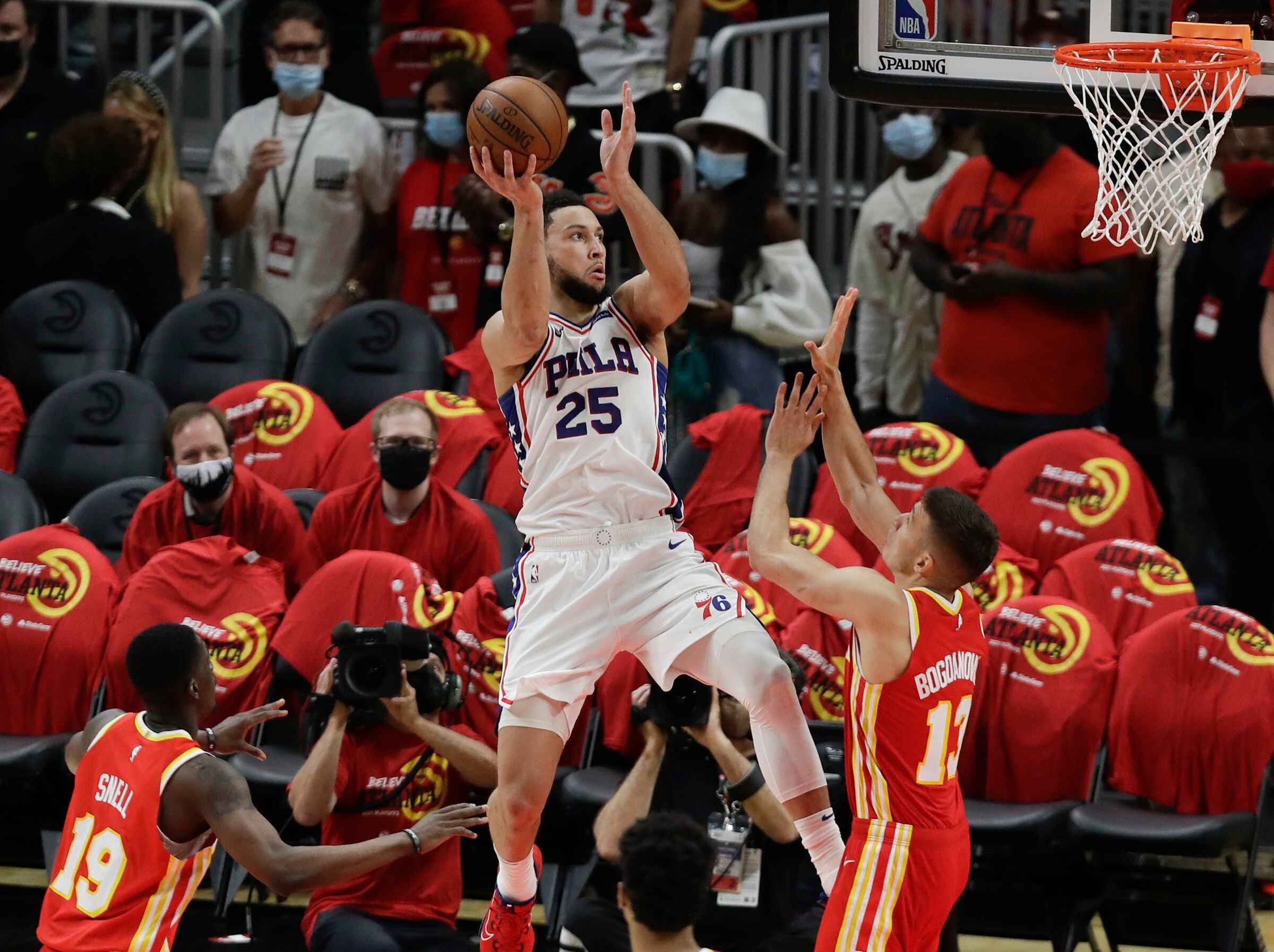Hawks scuffle defensively in 127-111 loss to Sixers in Game 3
