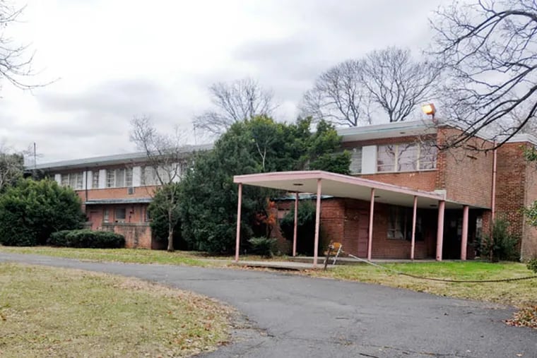 The 6-acre piece of property on Cobbs Creek Parkway in Southwest Philadelphia that is up for sale on Ebay for $4.5 million. ( RON TARVER / Staff Photographer )