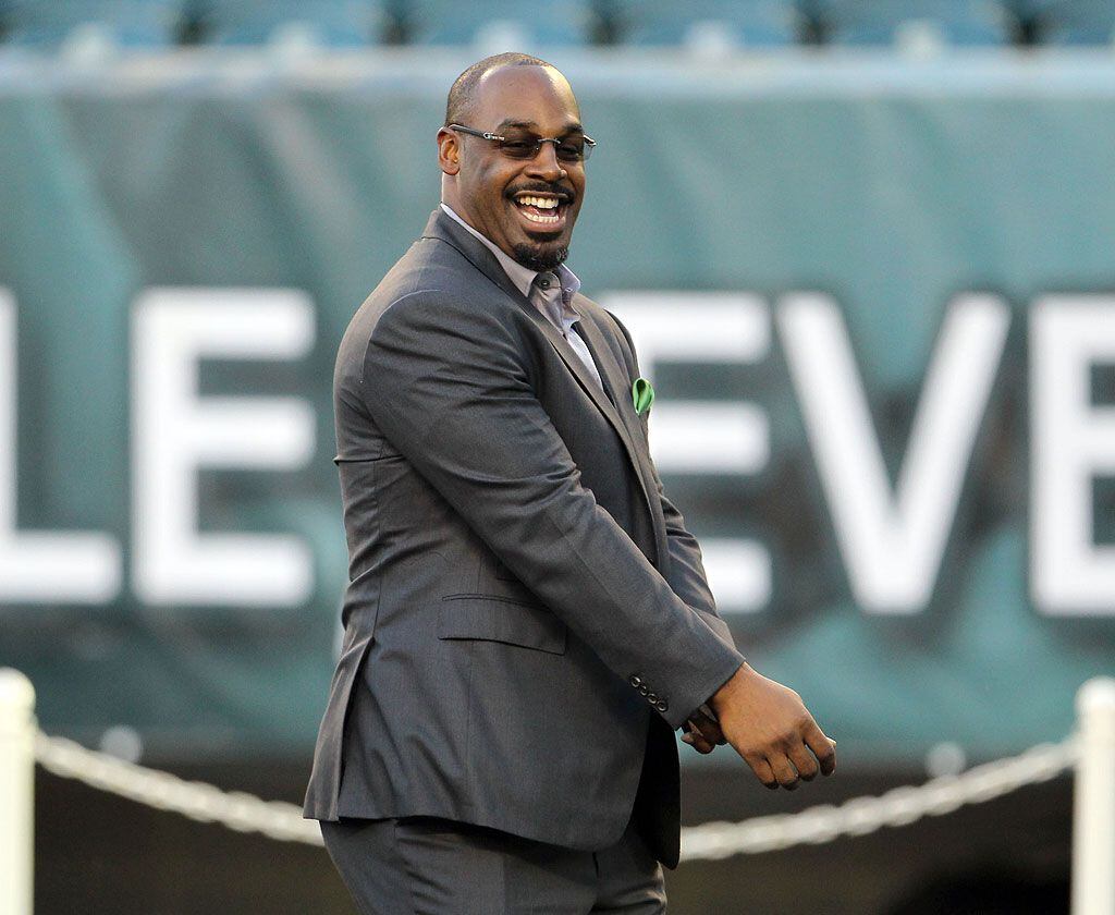 It's the city of brotherly love/hate for Donovan McNabb in