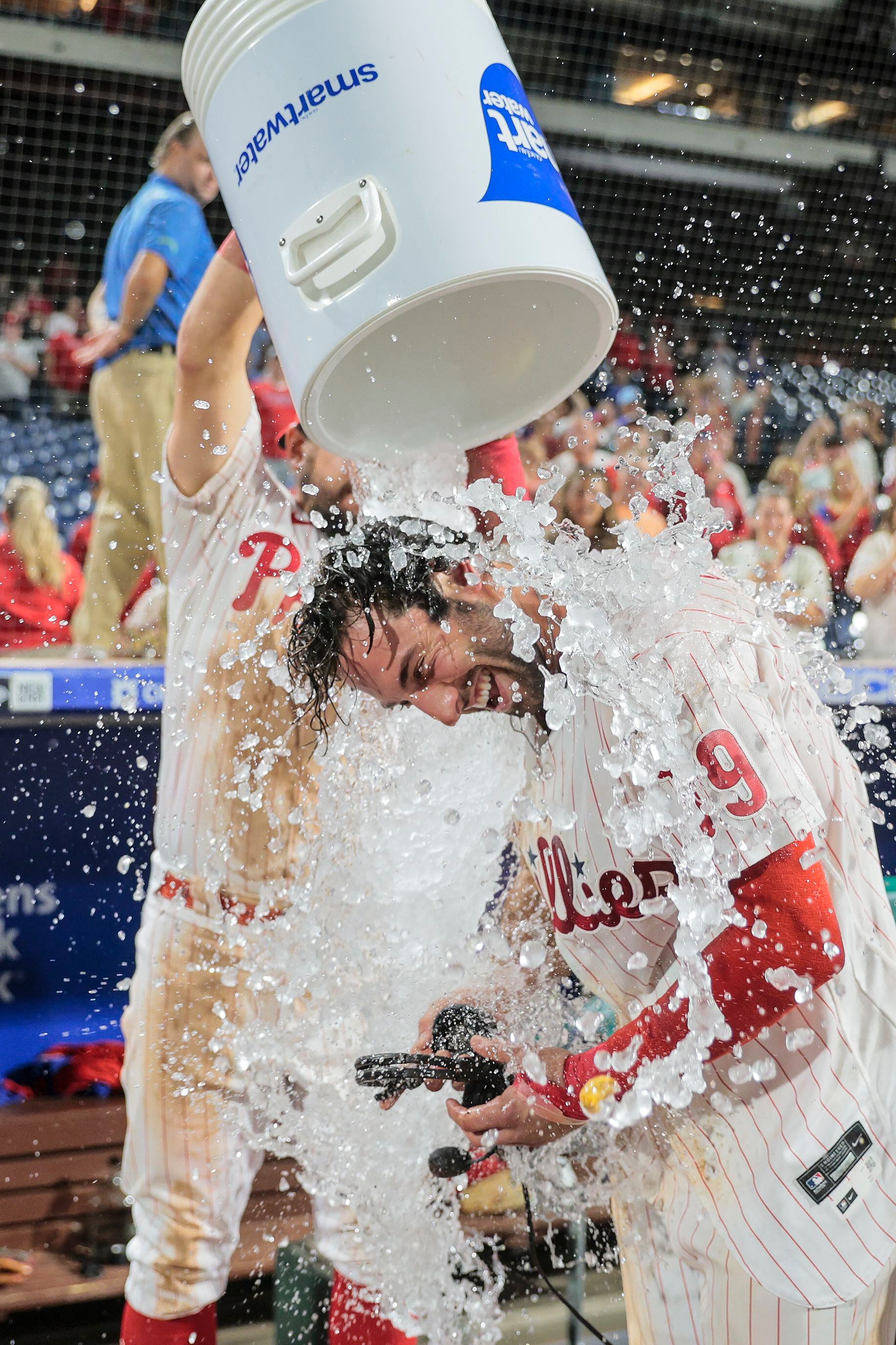 Matt Vierling's walk-off single in 10th lifts Phillies past Blue Jays to  end losing streak - CBS Philadelphia