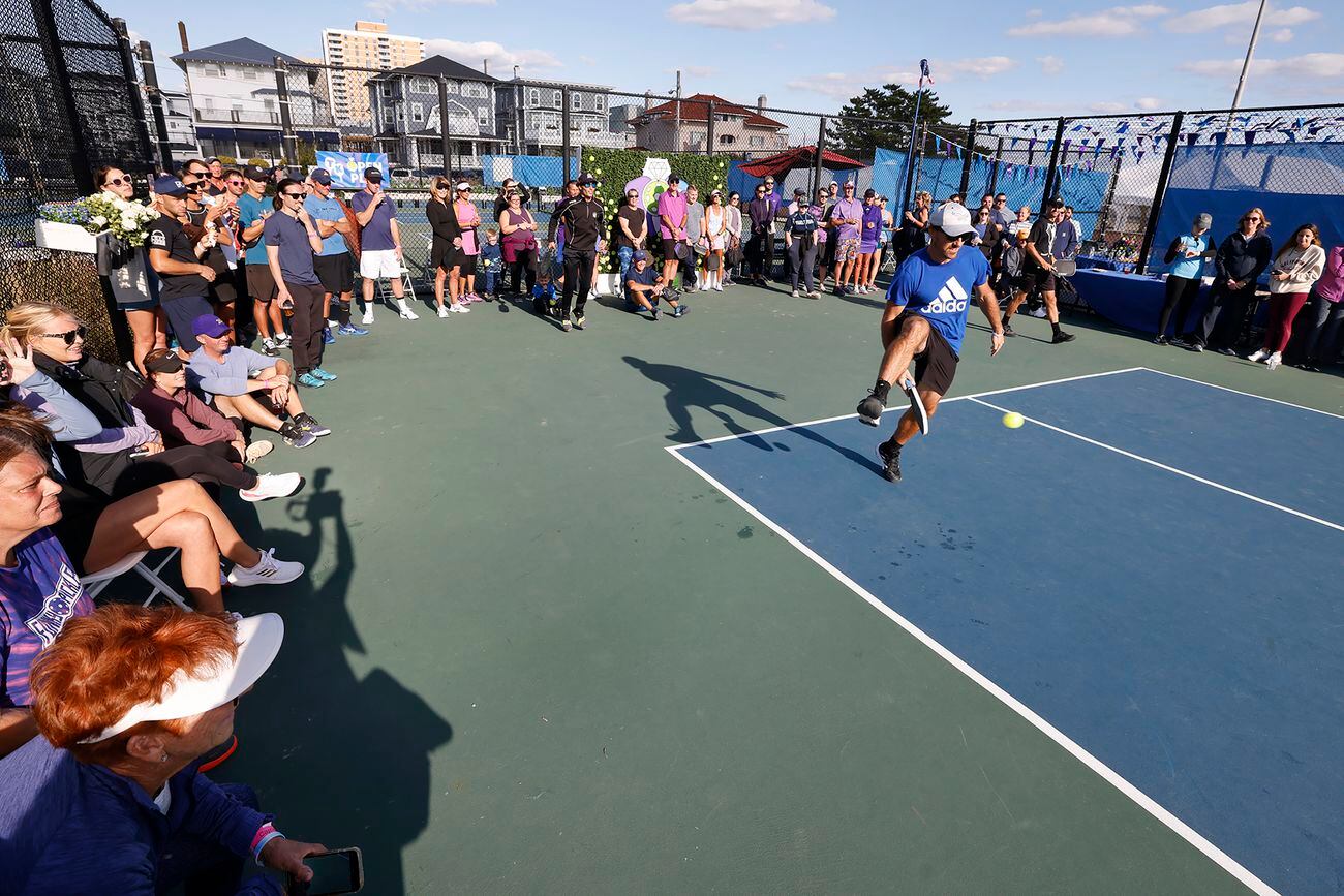 Pickleball v. Chestnut Hill neighbors