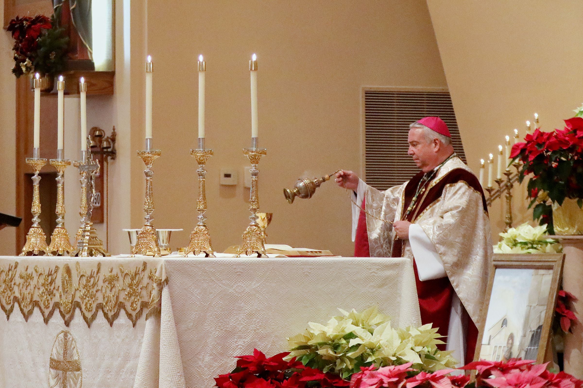 Relive the installation Mass for Archbishop Perez – Catholic Philly