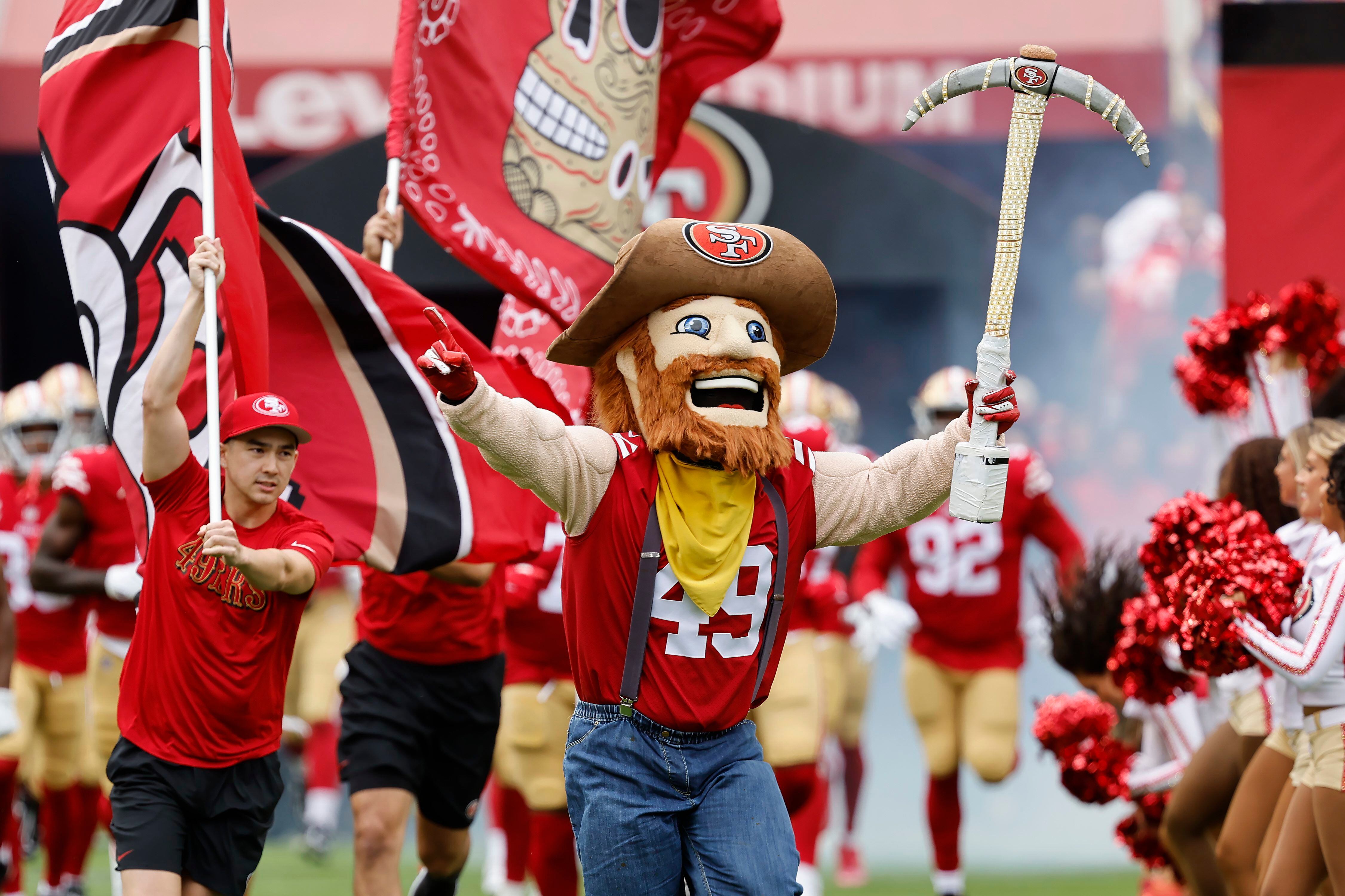 Trash talk, a ticket blockade and a rivalry reborn: Los Angeles Rams and  San Francisco 49ers meet for NFC title - ESPN - San Francisco 49ers Blog-  ESPN