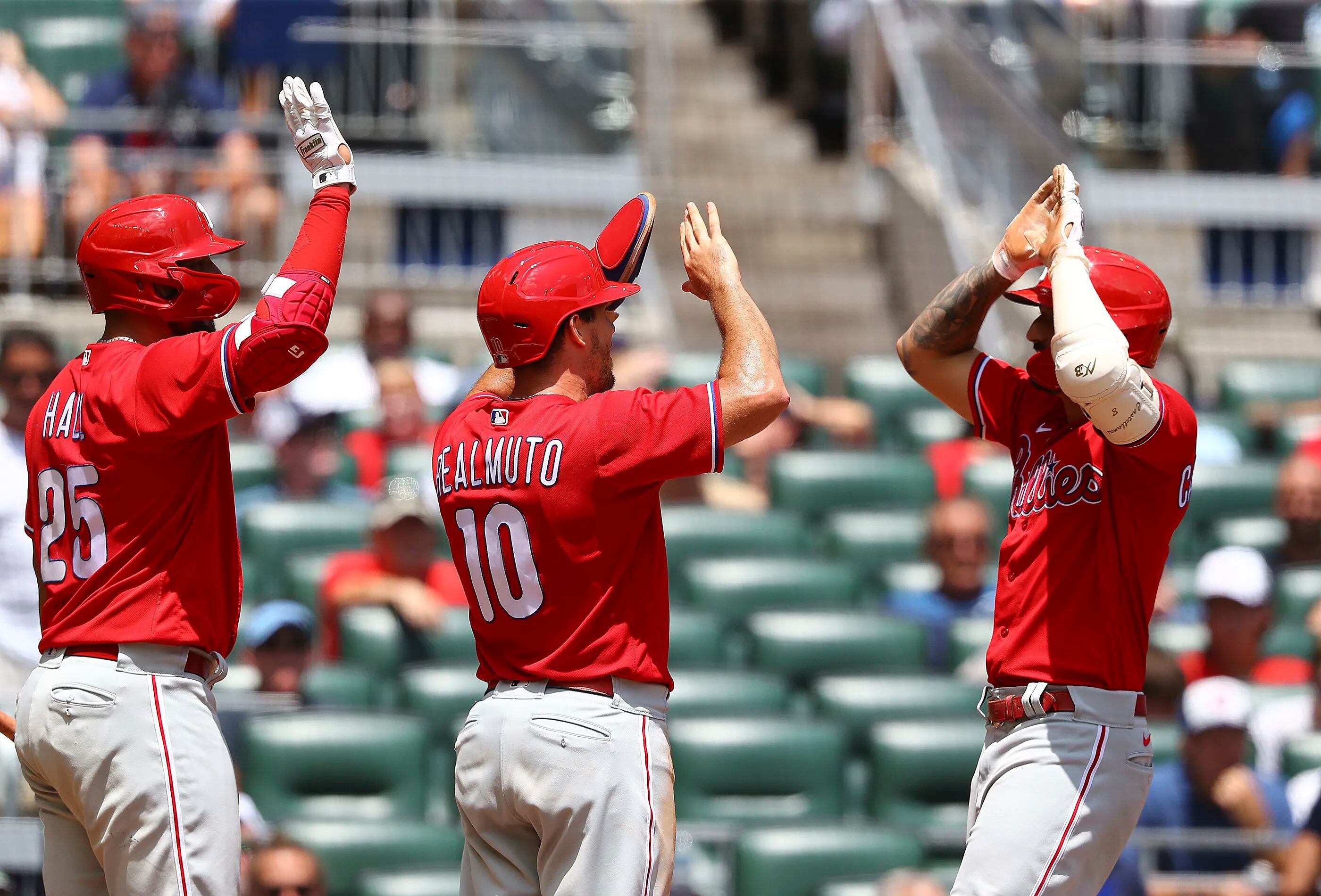 Castellanos HR after overturned call, Phillies beat Braves 3-1 - The Sumter  Item