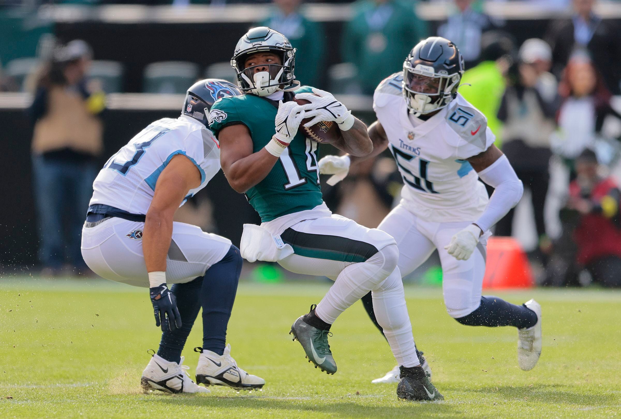 Great teams like the Eagles overcome penalties, stifle great