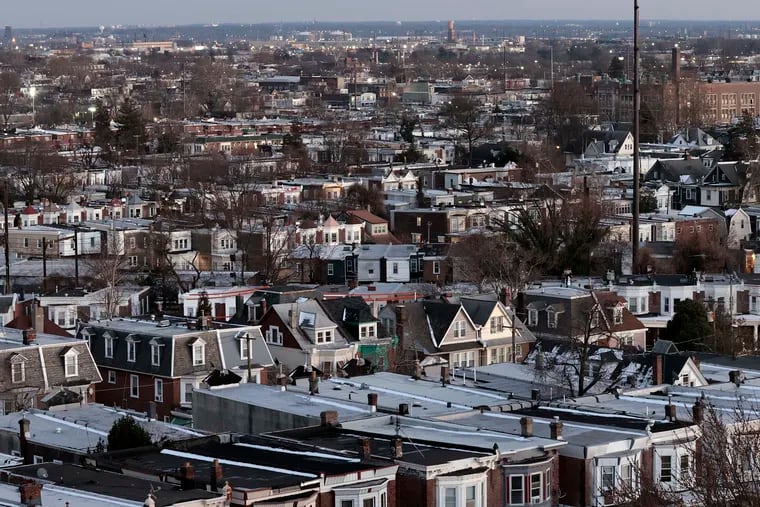 From 2000 to 2021, fewer Philadelphia homes sold for $100,000 or less and more sold for $400,000 or more, adjusting for inflation, according to a report by the Pew Charitable Trusts.